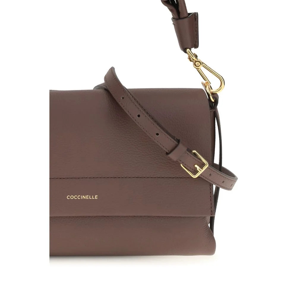 Coccinelle Schultertasche aus braunem Kalbsleder