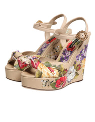 Dolce & Gabbana beige kukkakuosiset nilkkaremmin wedge-sandaalit - Sandaalit