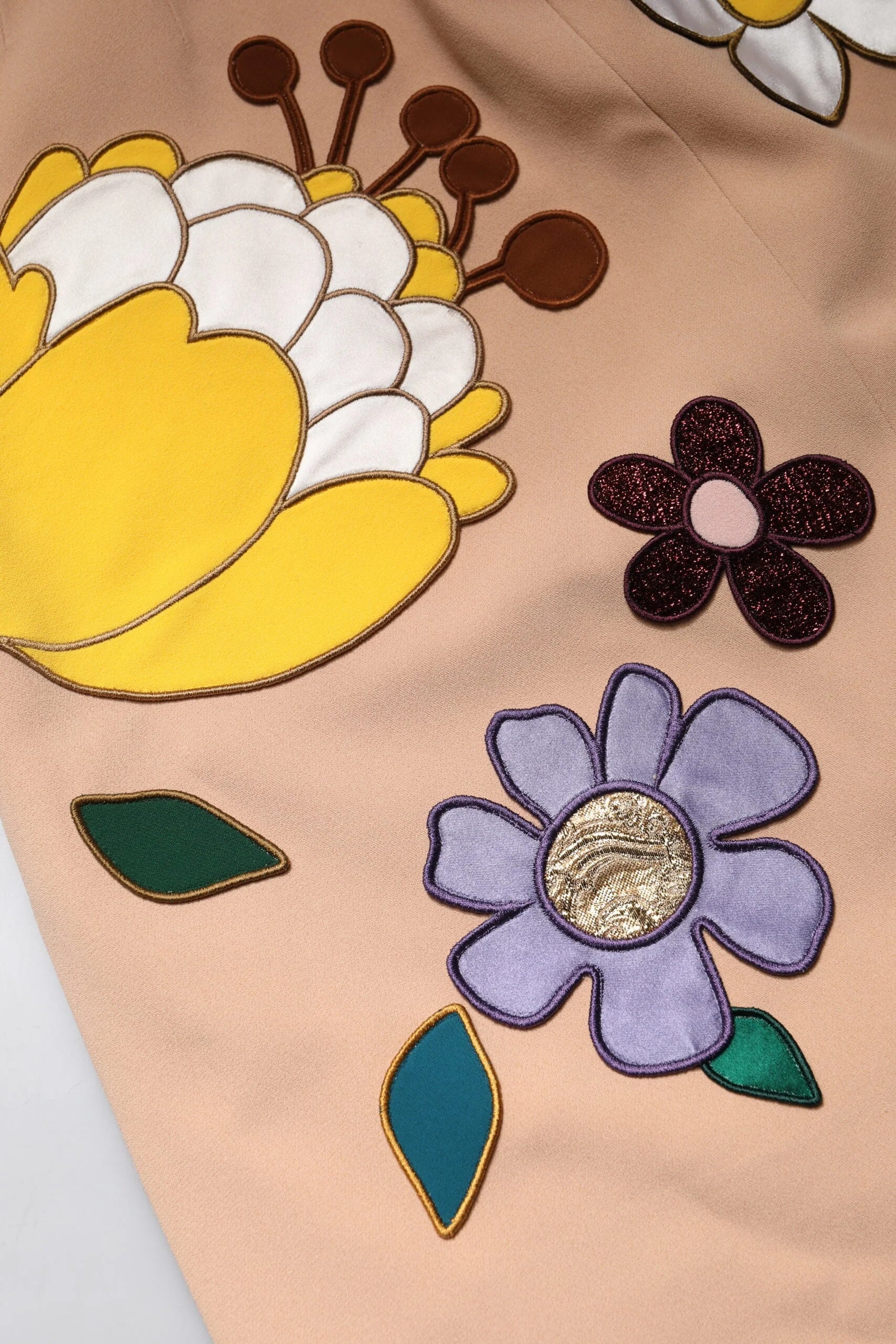 Dolce & Gabbana Beige Floral High Waist Pencil Cut Skirt - Skirts