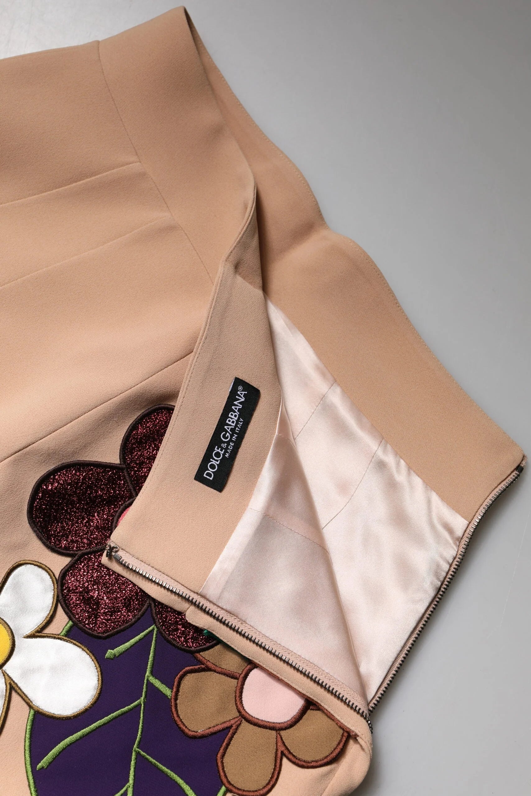 Dolce & Gabbana Beige Floral High Waist Pencil Cut Skirt - Skirts