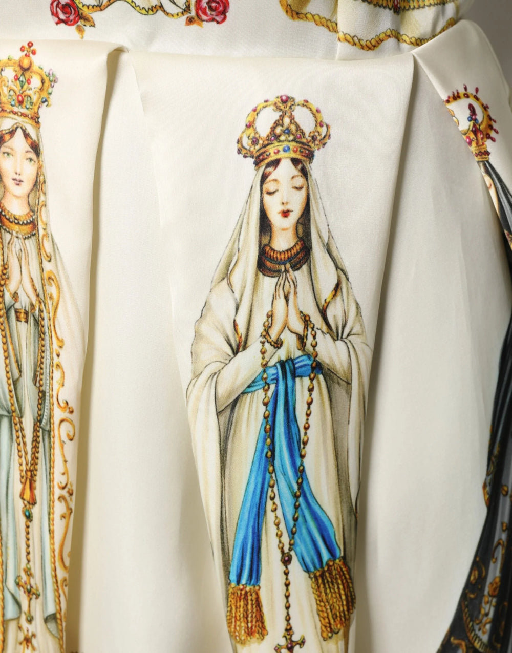 Dolce & Gabbana Beige Madonne Print Silk Short Sleeve Dress - IT36|XXS