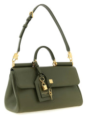 Baggrundsbillede af Dolce & Gabbana kalveskind håndtaske, der fremhæver den glatte sorte læder bagside og tonale syning.