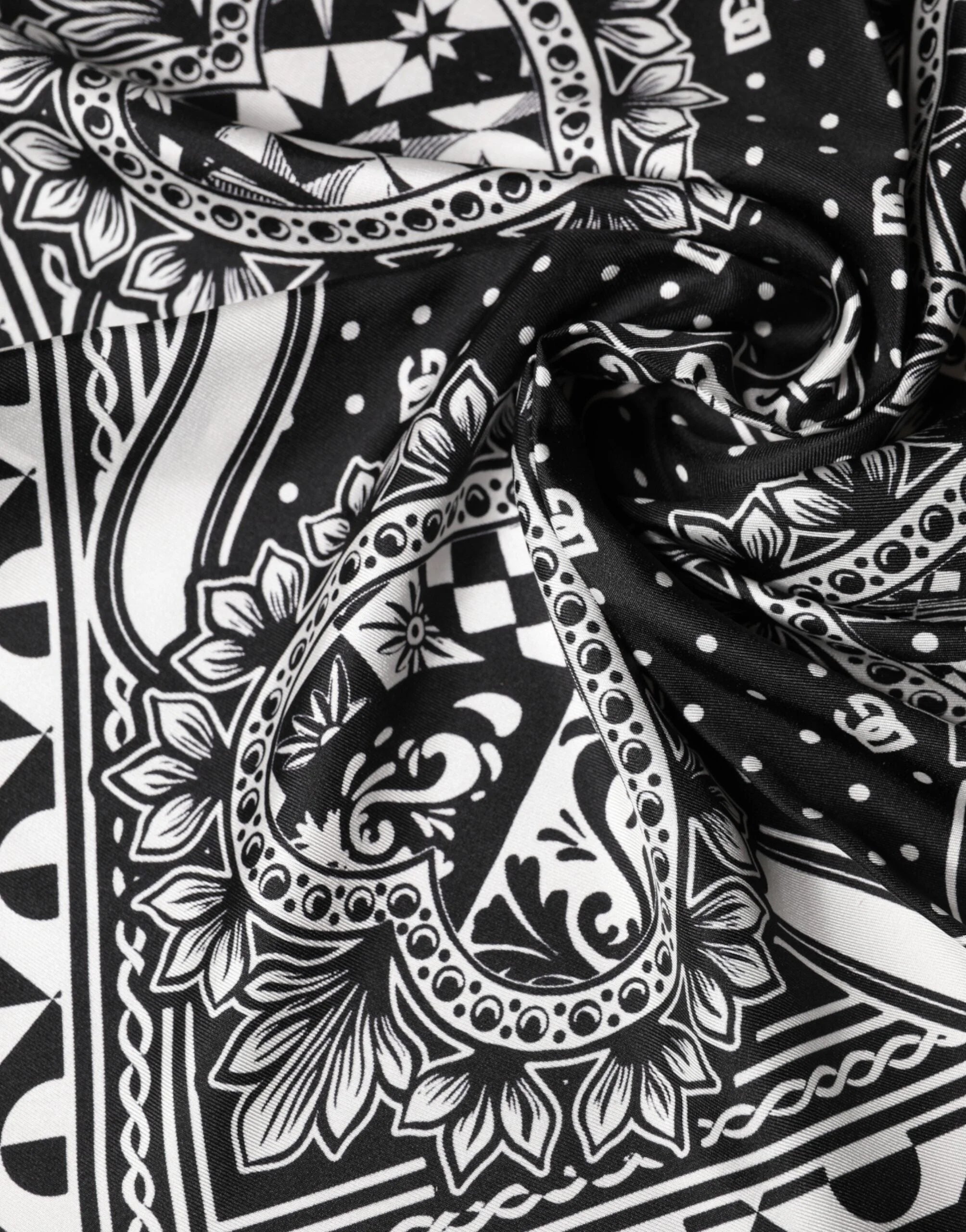 Dolce & Gabbana Black Bandana Print Silk Neck Foulard Scarf