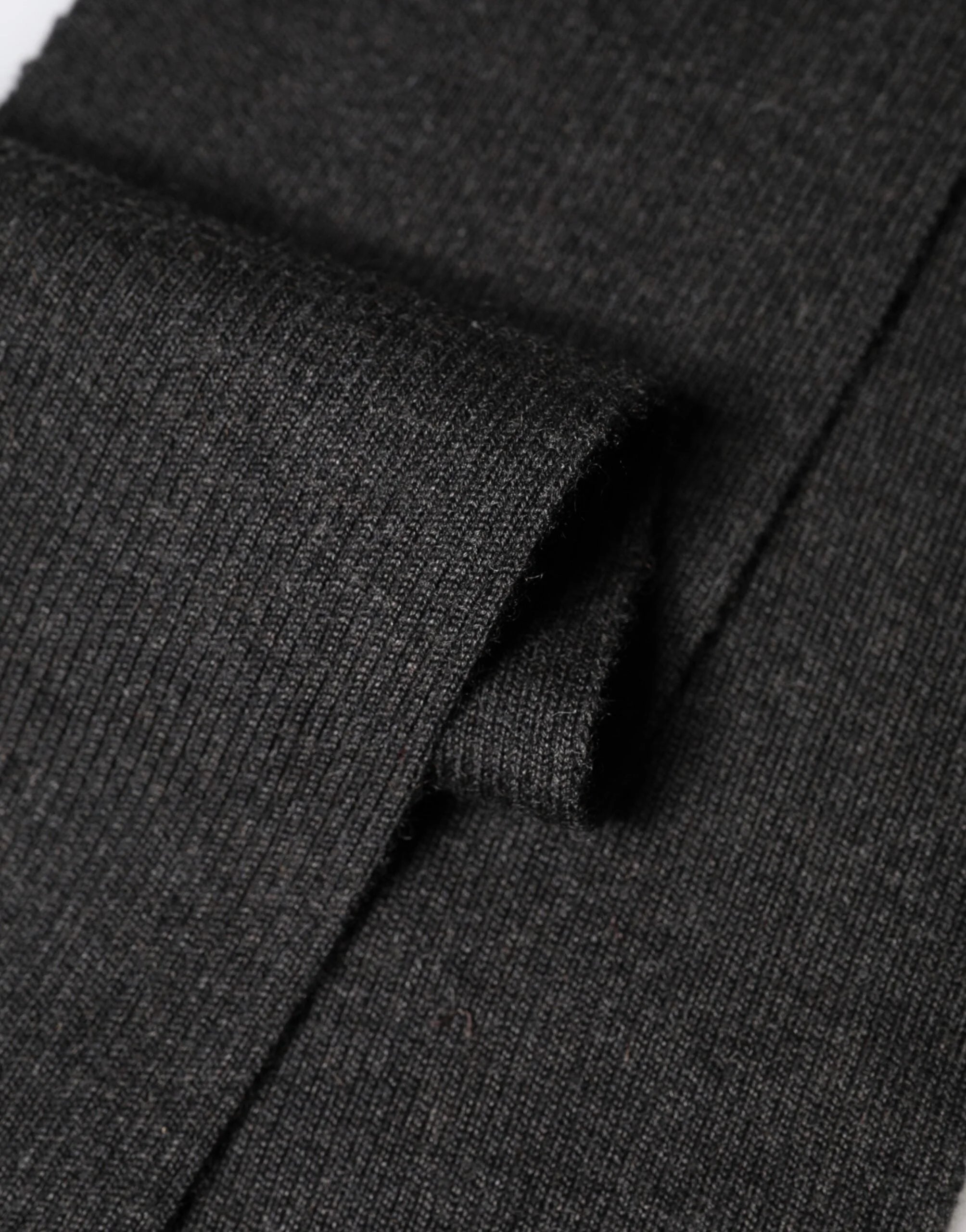 Dolce & Gabbana Black Cashmere Knit Neck Wrap Foulard Scarf