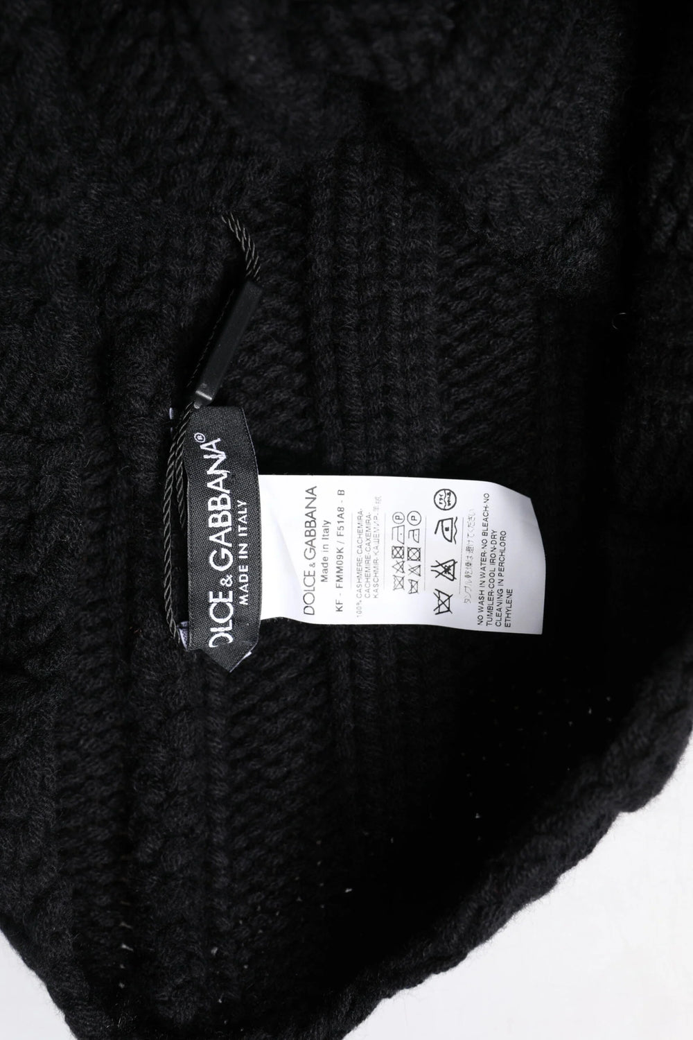 Dolce & Gabbana Black Cashmere Knitted Neck Warmer Foulard Scarf - Neck Gaiters