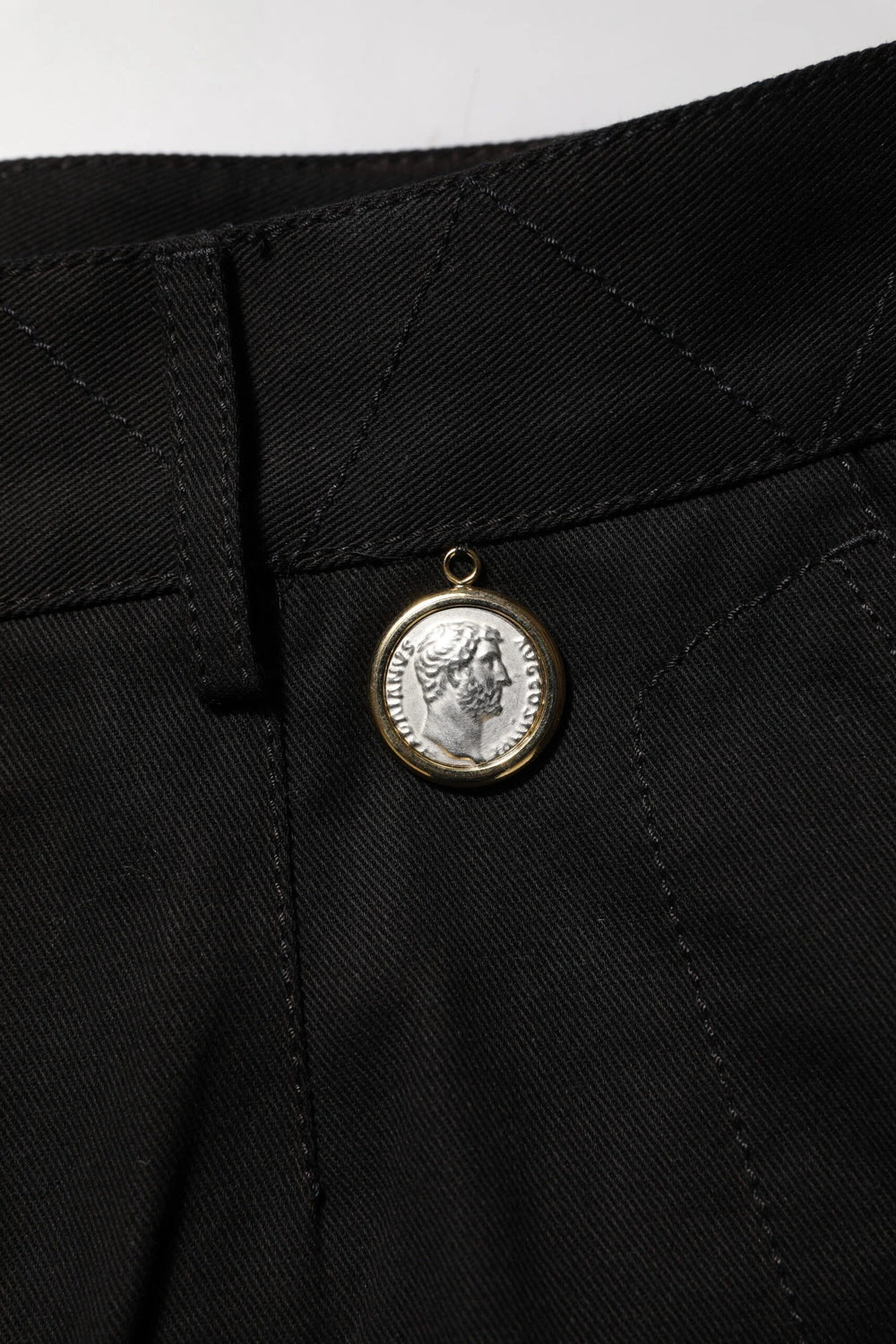 Dolce & Gabbana Black Cotton Knee Length Men Bermuda Shorts - IT48 | M - Bermudas