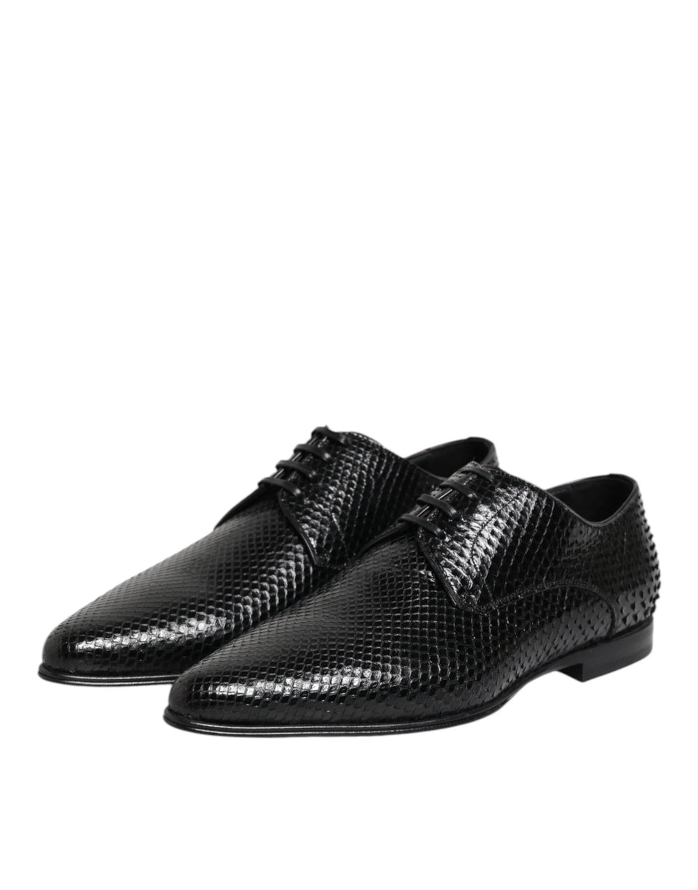 Rückansicht der Dolce & Gabbana-Formalschuhe aus exotischem Leder, die die strukturierte Ferse und die sorgfältige italienische Naht hervorheben.