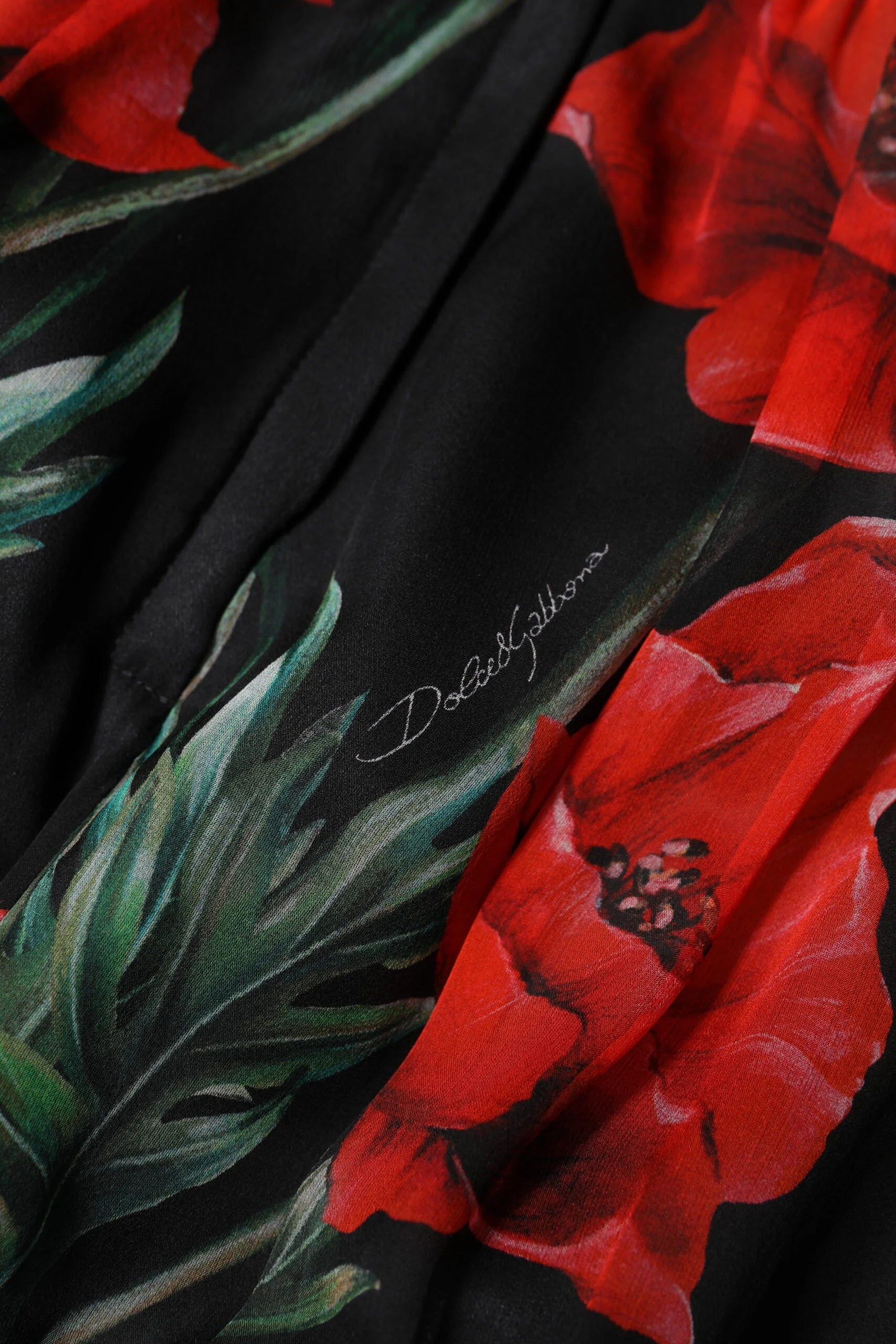 Dolce & Gabbana Black Floral High Waist Women Hot Pants Shorts - IT40|S - Short Trousers