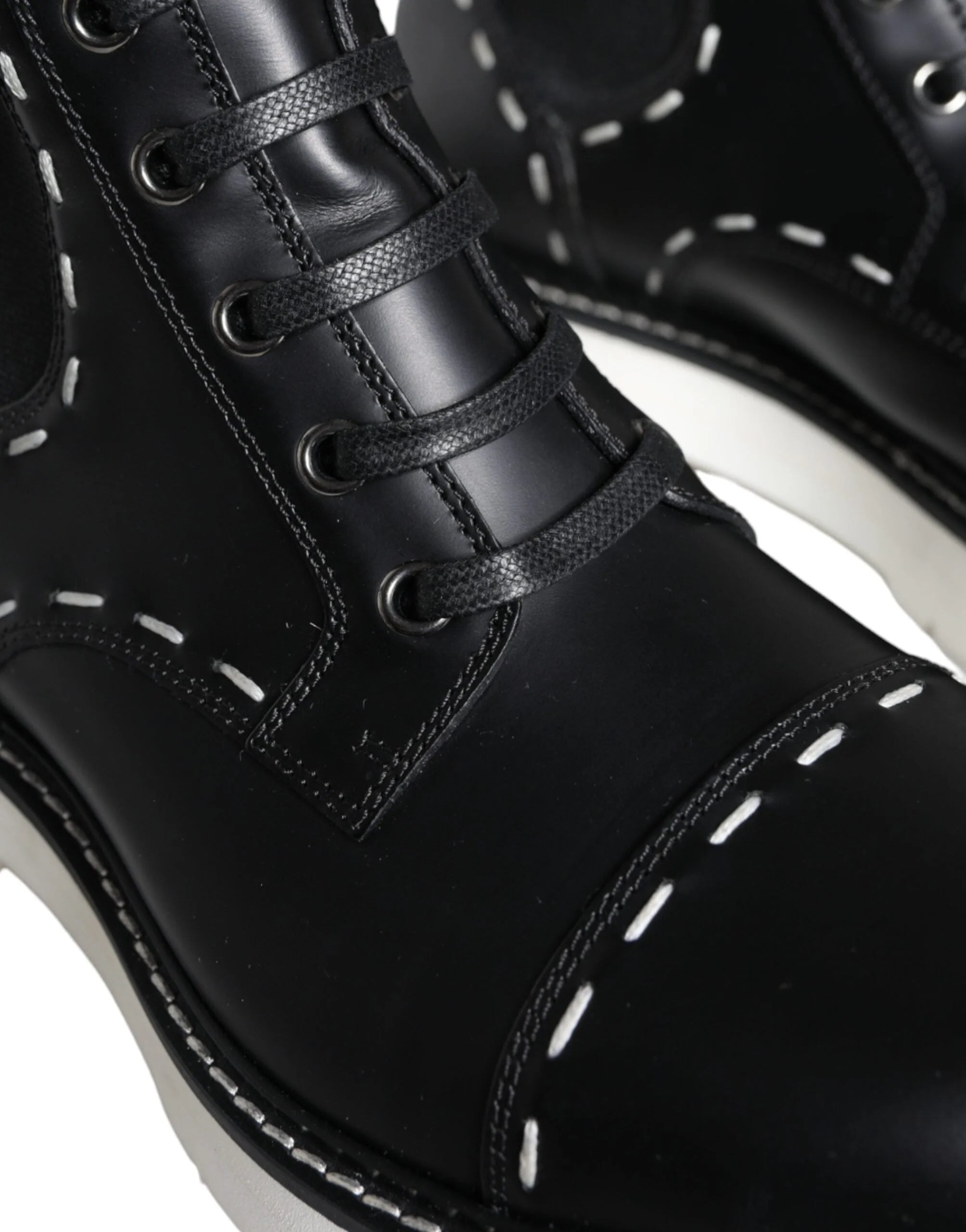 Ghete Dolce & Gabbana negre din piele, cu talpă tip combat, mijlocul gambei - EU36/US5.5