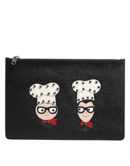 A Dolce & Gabbana #DGFAMILY ölelő táska hátsó nézete sima, fekete, prémium bőrrel, minimalista, elegáns kivitelben.