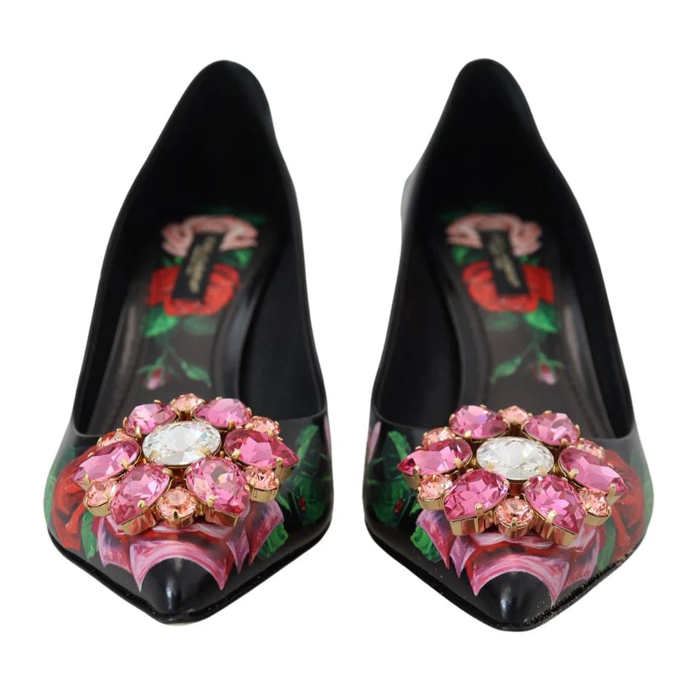 A Dolce & Gabbana bőr magas sarkú cipő oldalnézete, az elegáns ívet és a precíz olasz kézművességet mutatja be.