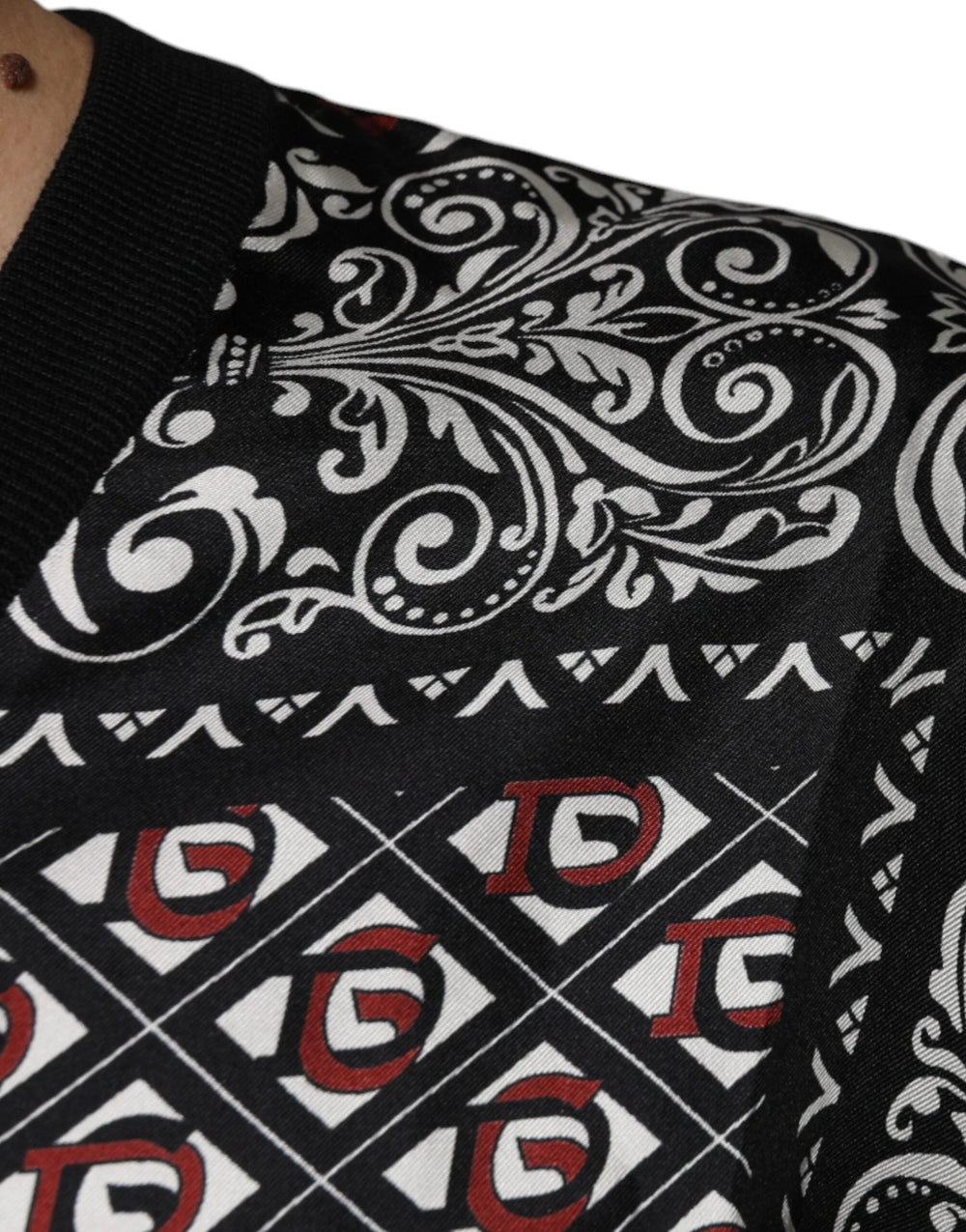 Dolce & Gabbana Black Logo Wool V-neck Pullover Sweater - IT48 | M - Sweaters