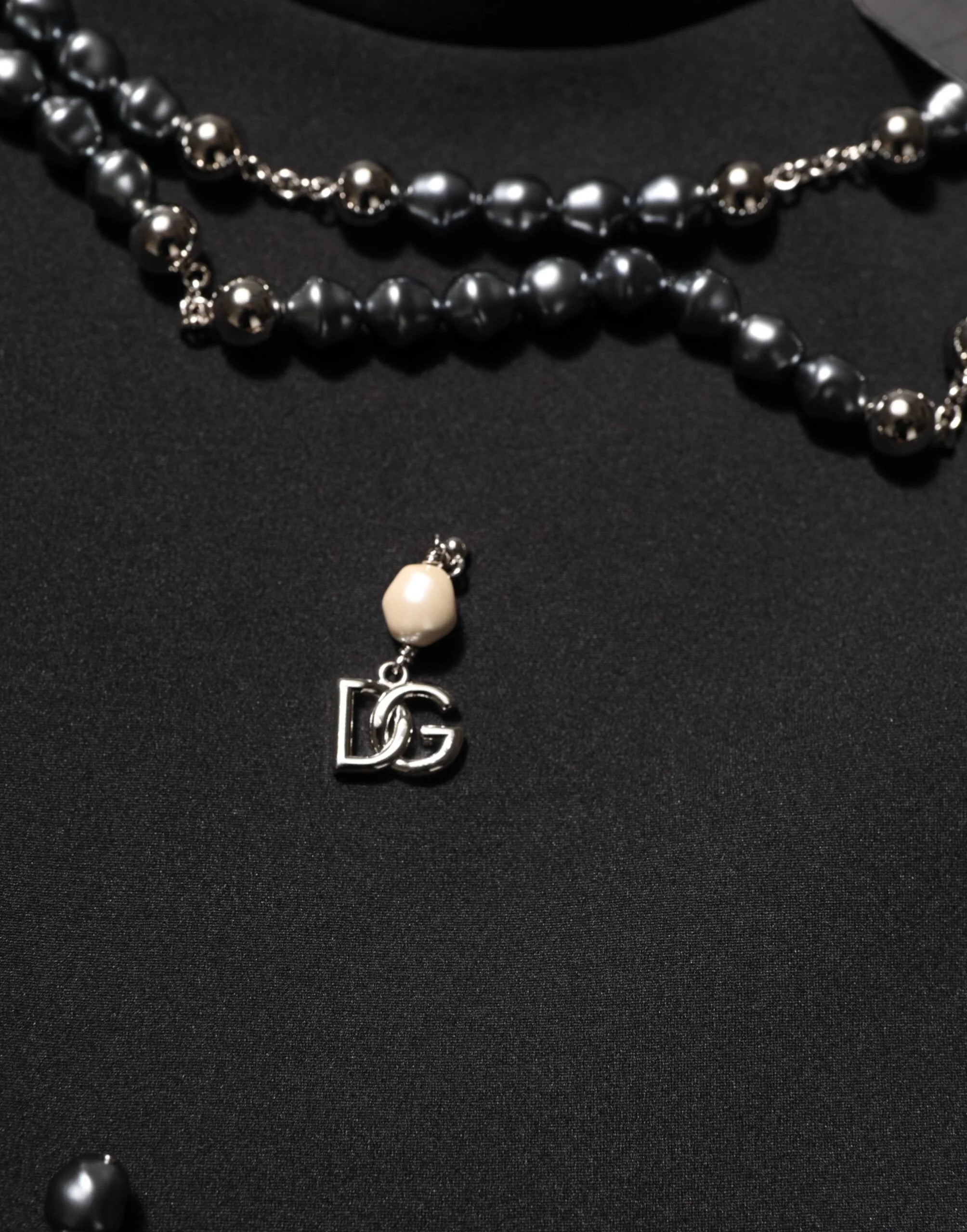 Dolce & Gabbana Black Polyester Necklace Embellished T-shirt - IT46 | S - T-Shirts