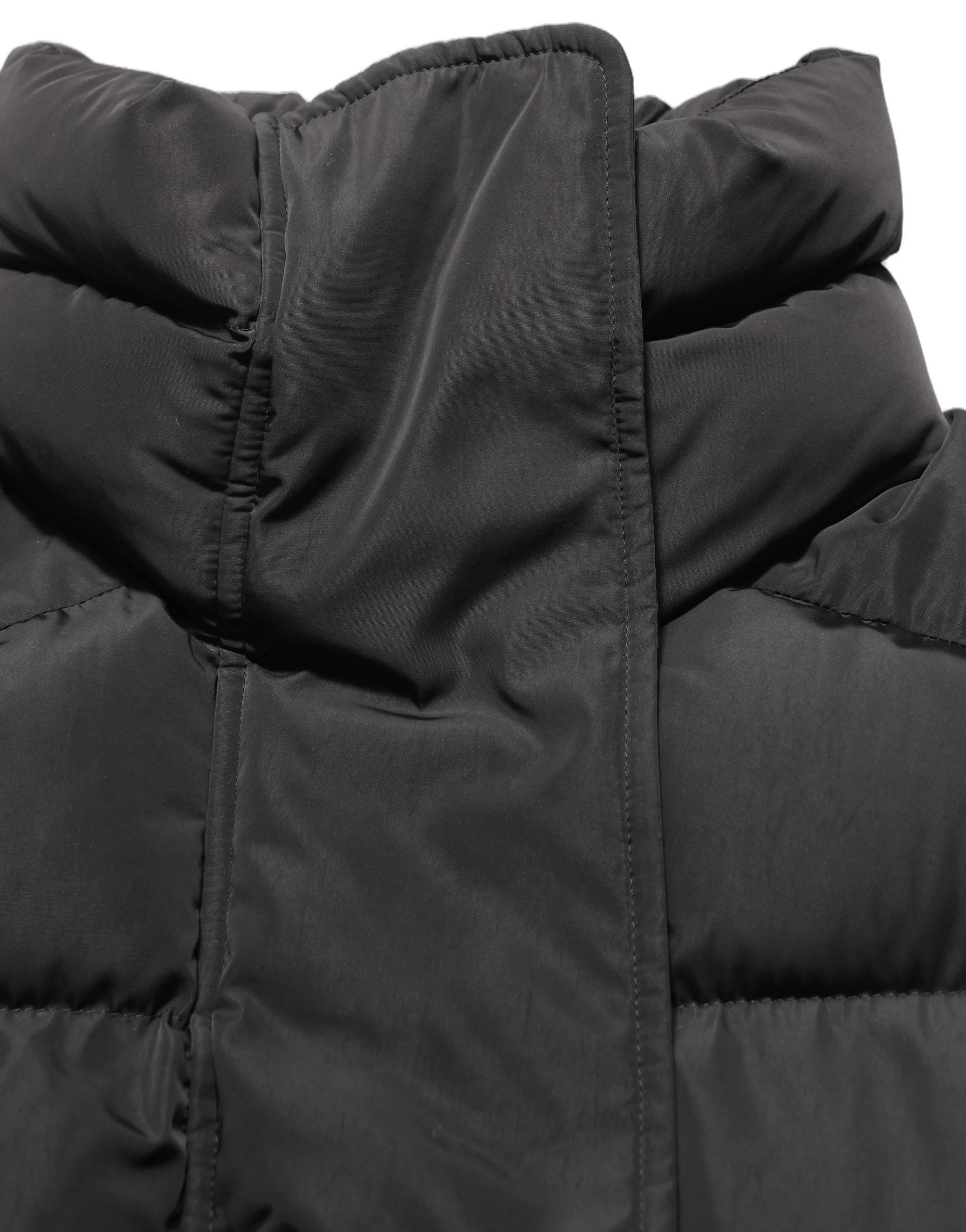 Dolce & Gabbana Black Polyester Sleeveless Padded Men Puffer Jacket - IT40|S