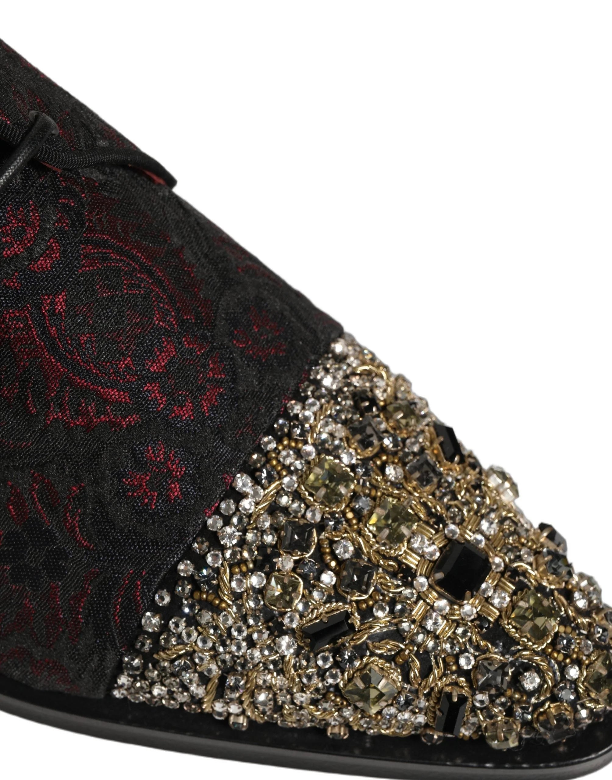 Dolce & Gabbana miesten mustat Derby-kengät, joissa on punaiset kristallikoristeet ja nauhoitettu etuosa.