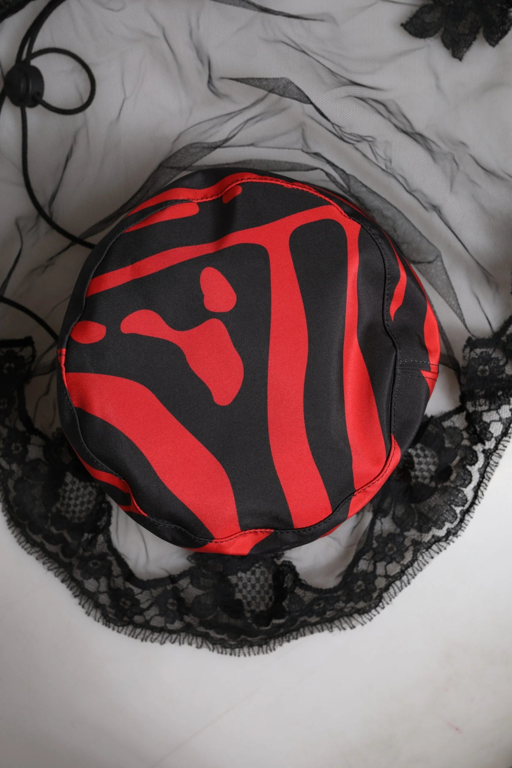 Dolce & Gabbana Black Red Stripes Lace Tulle Bucket Hat - 57 cm|S