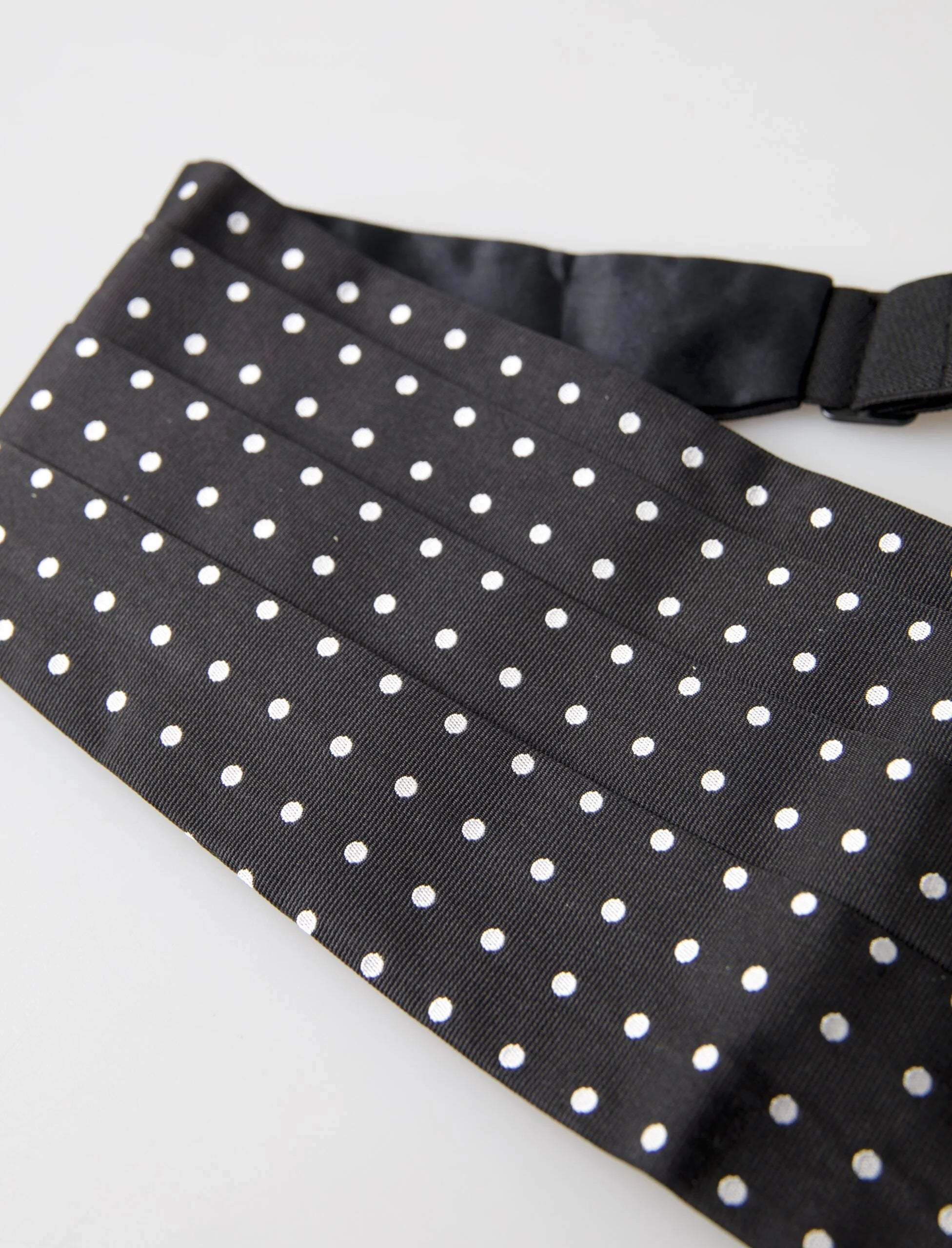 Dolce & Gabbana Black Silk Polka Waist Tuxedo Belt Cummerbund - IT52 | L - Sashes