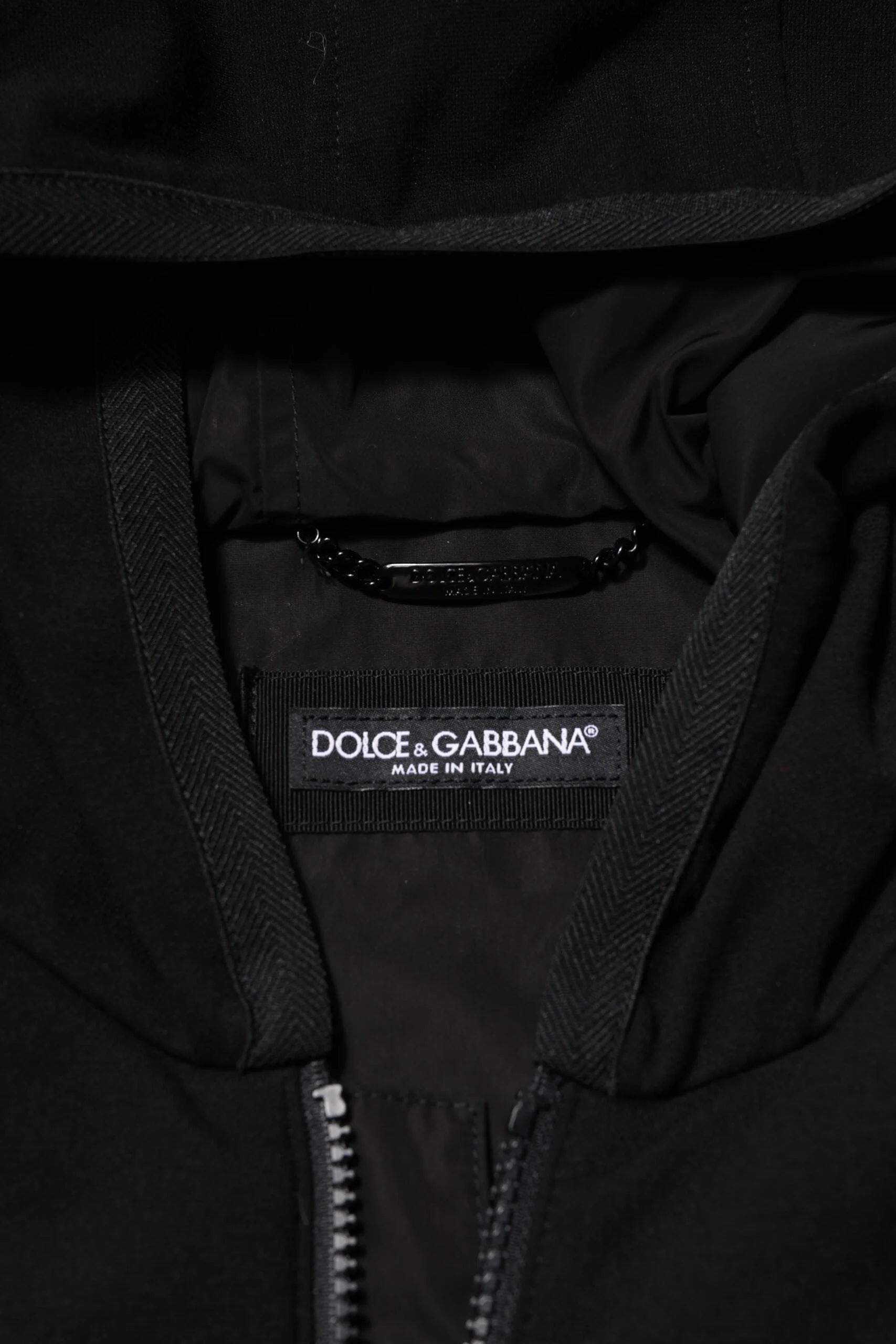Dolce & Gabbana Black Sleeveless Hooded Logo Plaque Jacket - Vests