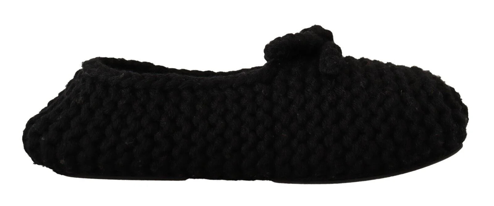 Dolce & Gabbana -mustat villaballerinat studiokuvassa, tyylikäs slip-on-malli esillä.