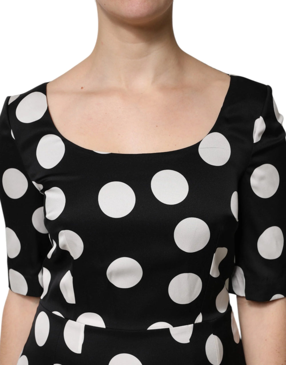 Dolce & Gabbana Vestido Midi de Seda con Estampado de Lunares Blanco y Negro - IT40|S - Vestidos