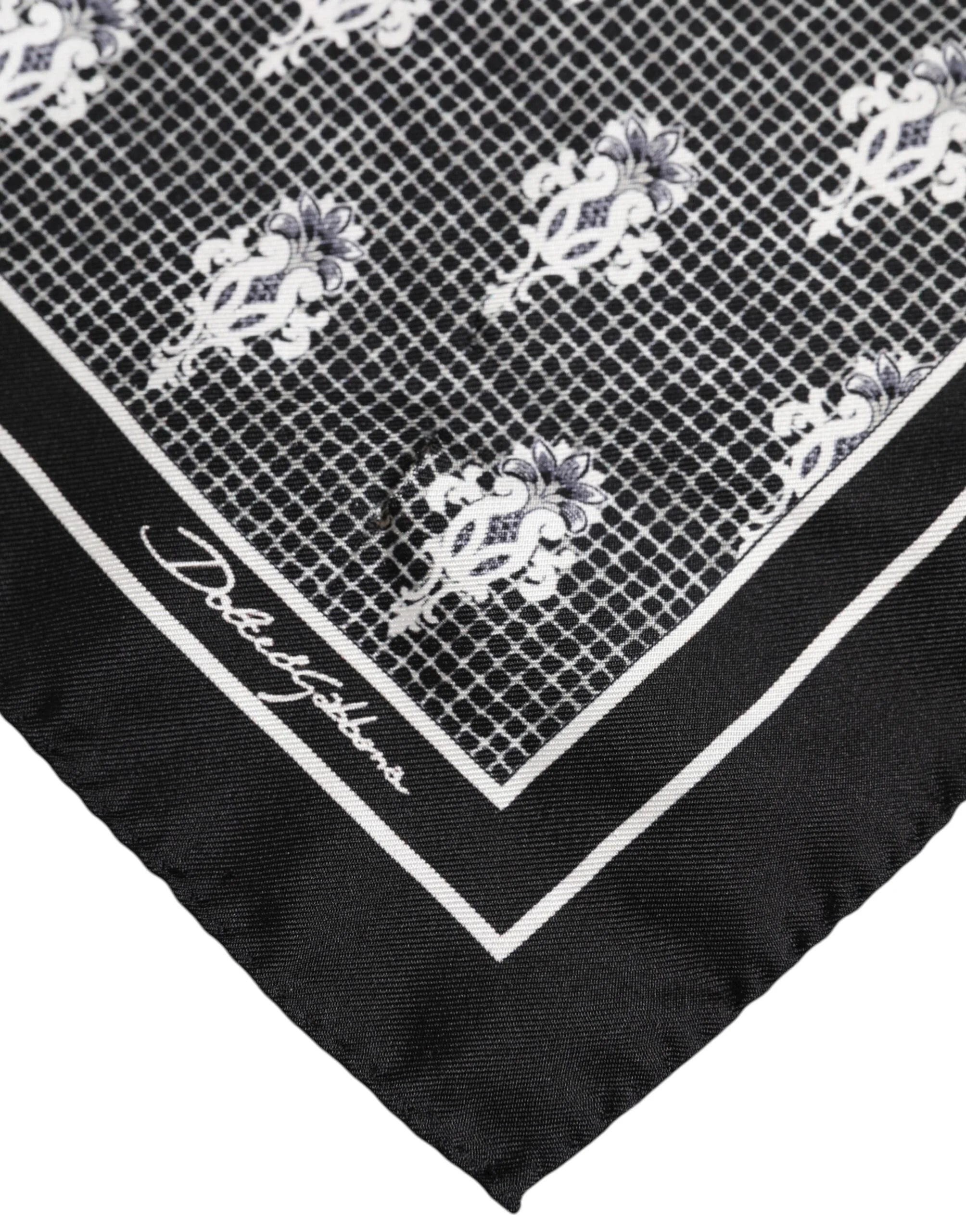 Dolce & Gabbana Black White Printed Square Foulard Scarf - Scarves & Shawls