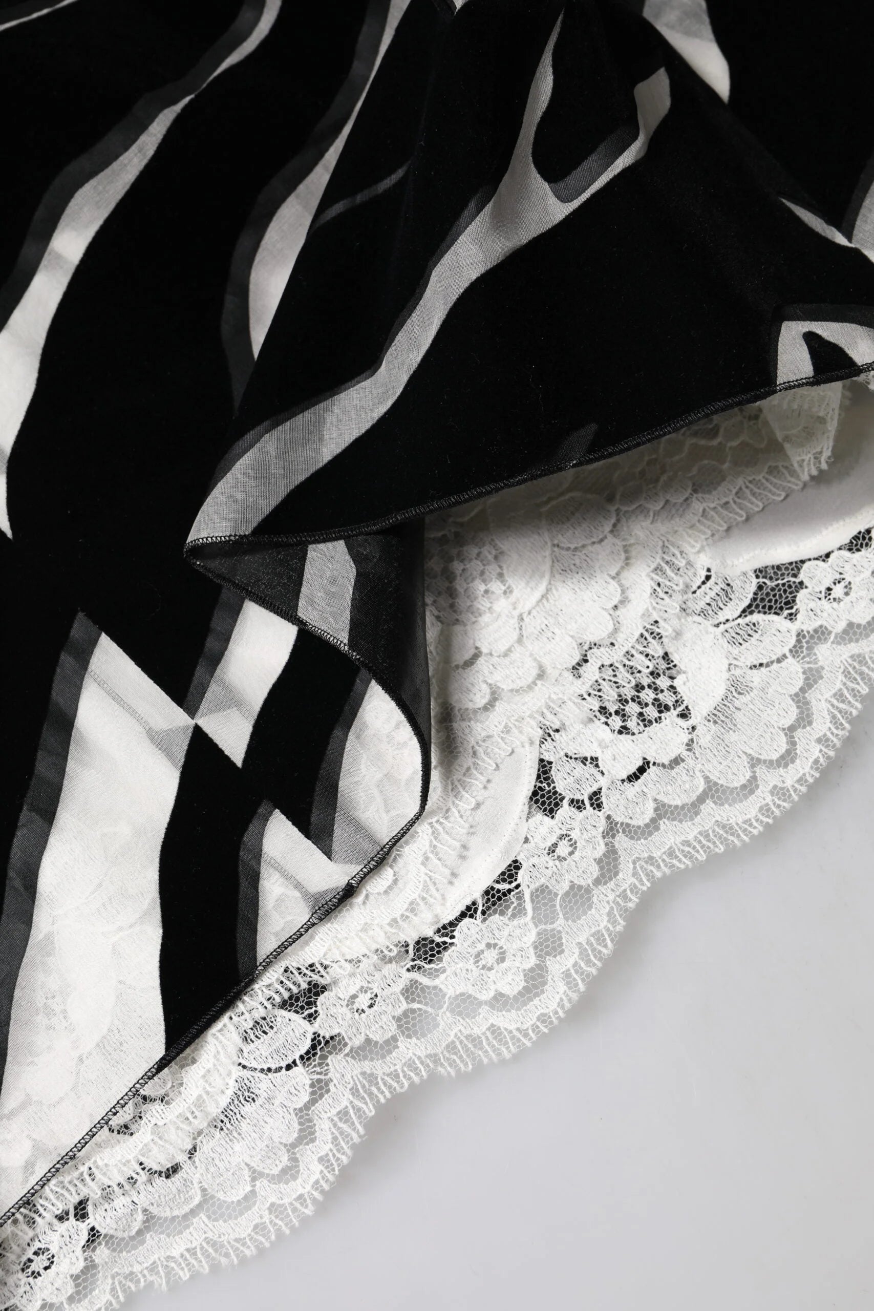 Dolce & Gabbana Black White Zebra A-line Sheath Mini Dress - Dresses