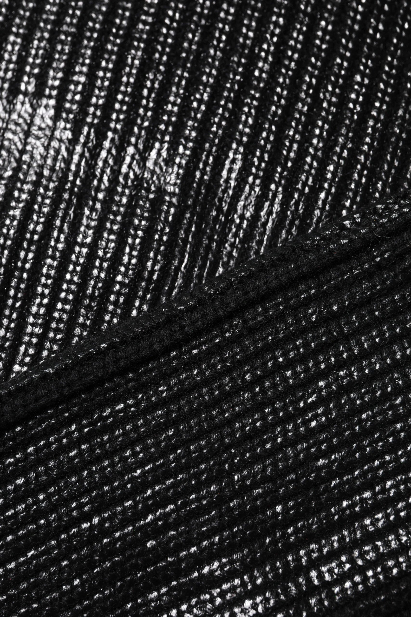 Dolce & Gabbana Black Wool Long Sleeve Turtleneck Cropped Top - IT40|S - Sweaters