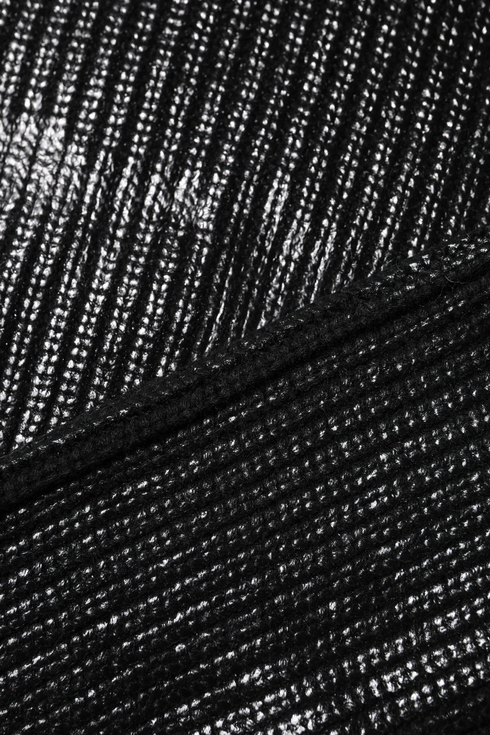 Dolce & Gabbana Black Wool Long Sleeve Turtleneck Cropped Top - IT40|S - Sweaters