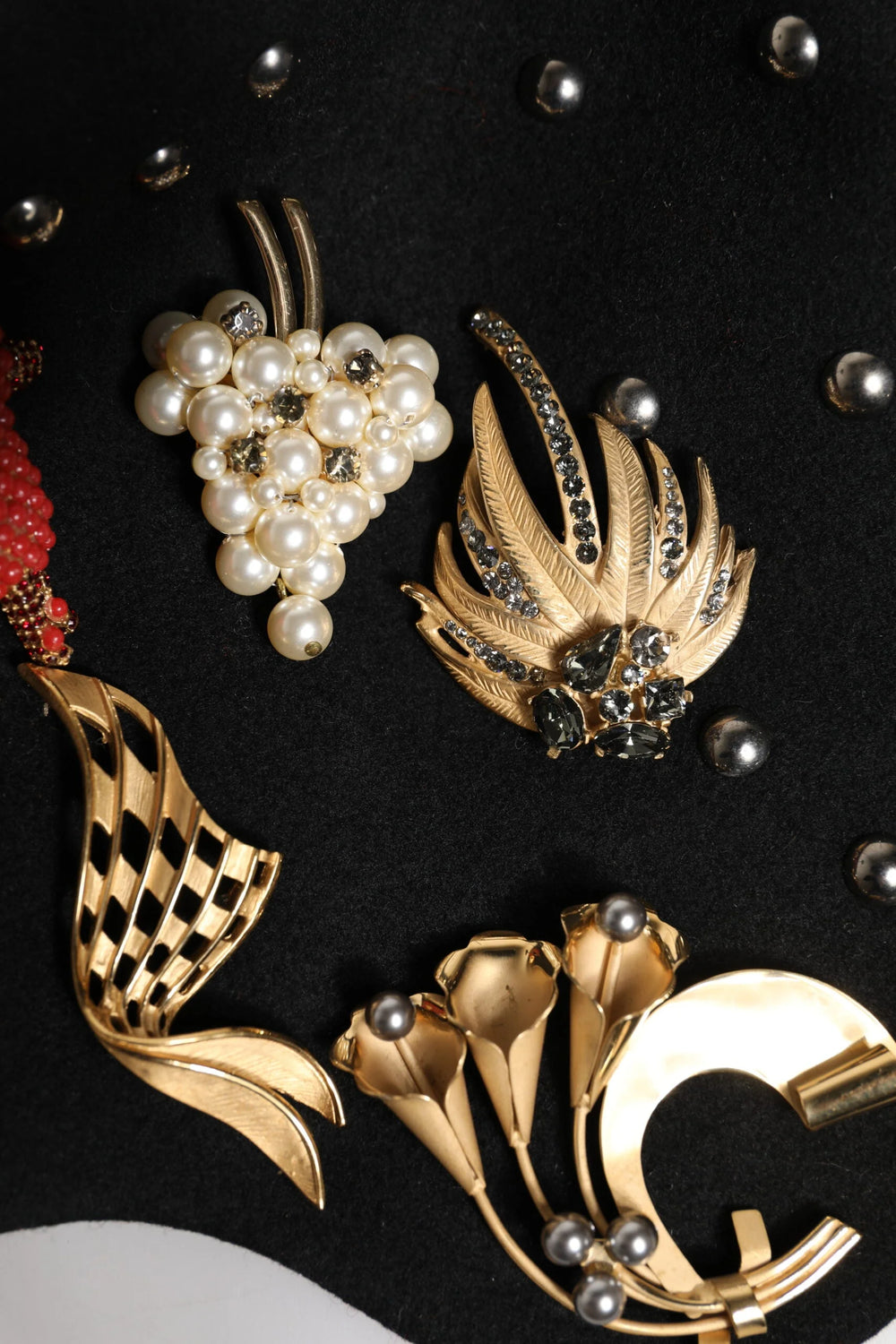 Dolce & Gabbana Black Wool Multicolor Embellished Cloche Hat - Hats