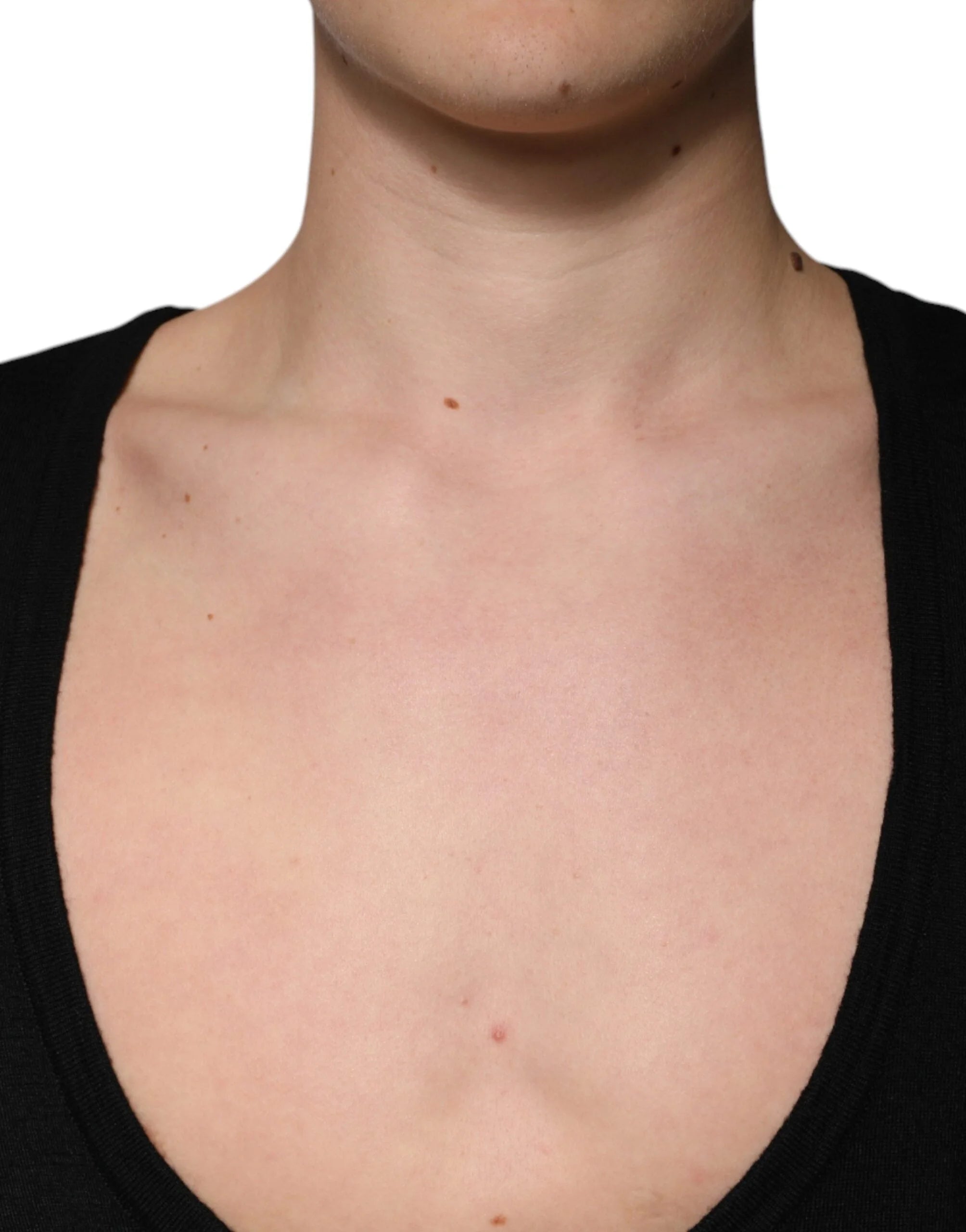 Dolce & Gabbana Black Wool Round Neck Pullover Sweater - IT48 | M - Sweaters