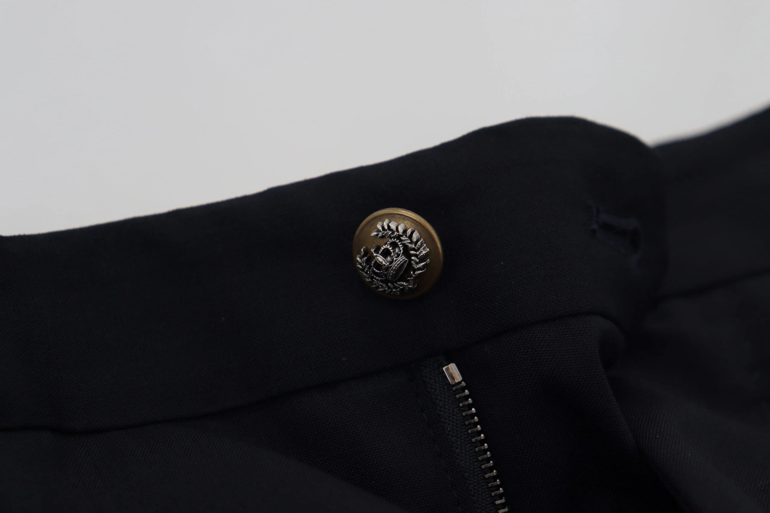 Dolce & Gabbana Black Wool Slim Formal Pants - IT46 | S - Trousers