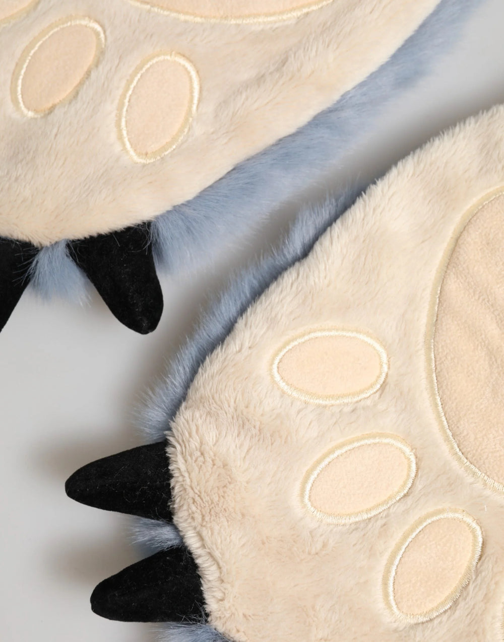 Dolce & Gabbana Blue Acrylic Knitted Fur Wrist Mitten Gloves - One Size