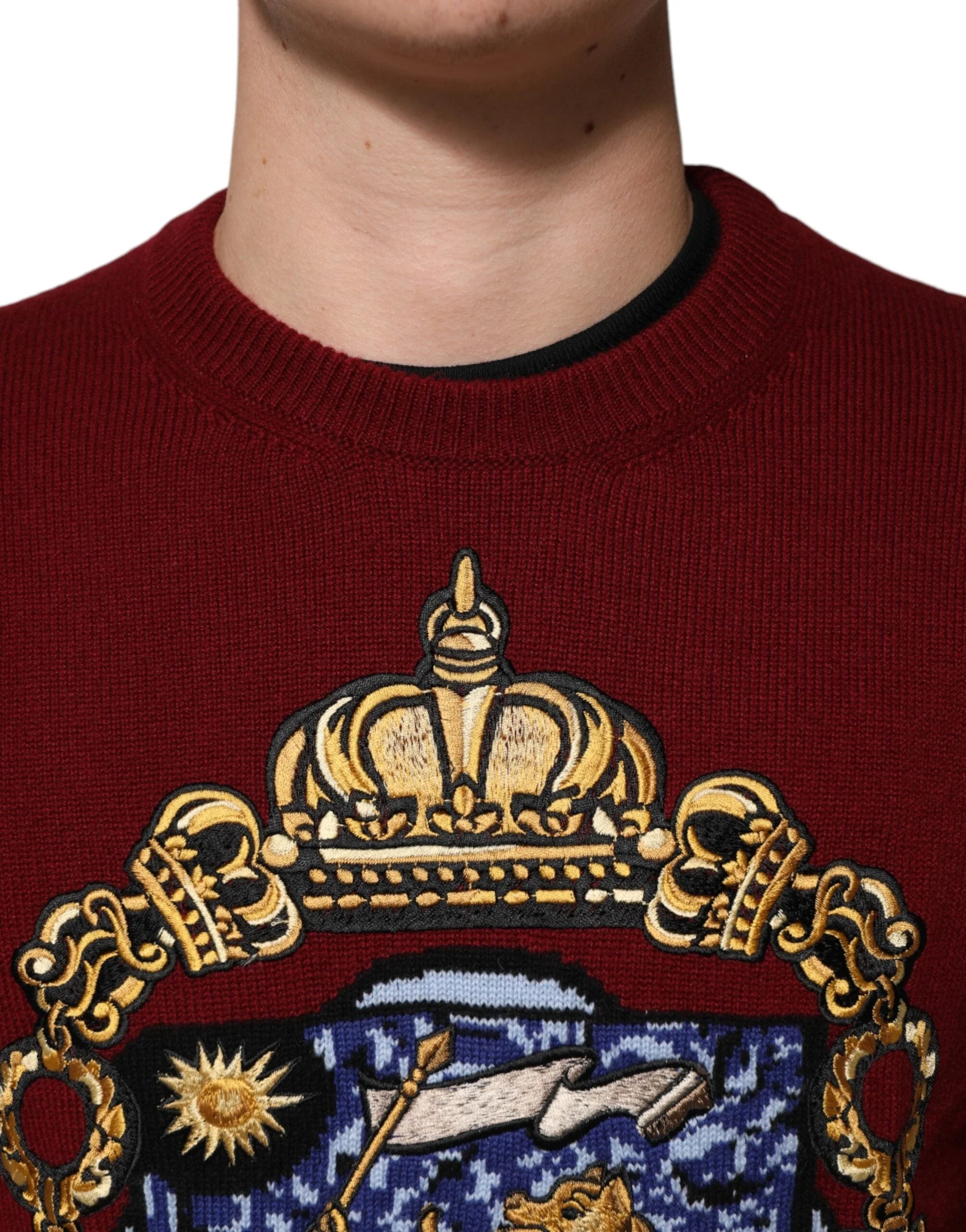 Dolce & Gabbana Burgundy Cashmere Lion Crest Pullover Sweater - Sweaters