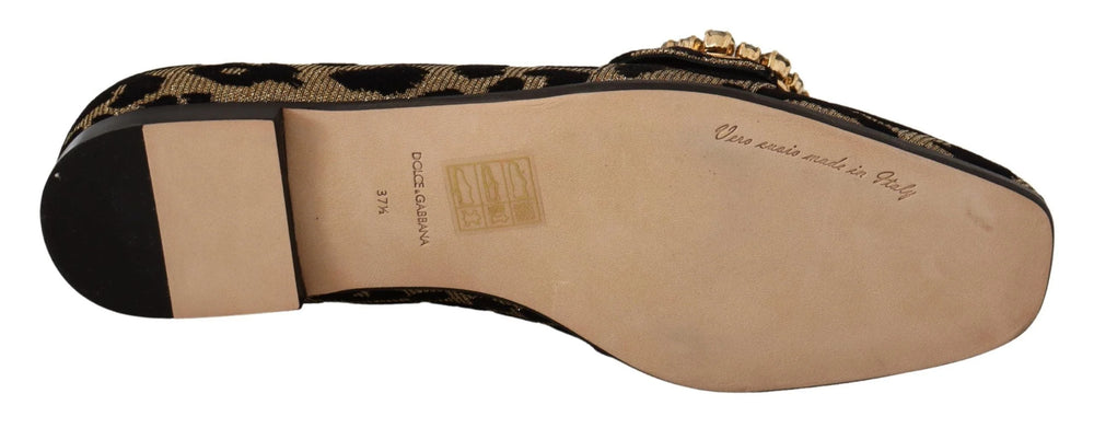 Interiørvisning av Dolce & Gabbana-loafersene som viser det merkevaremerkede lærinnlegget og det førsteklasses fôret.