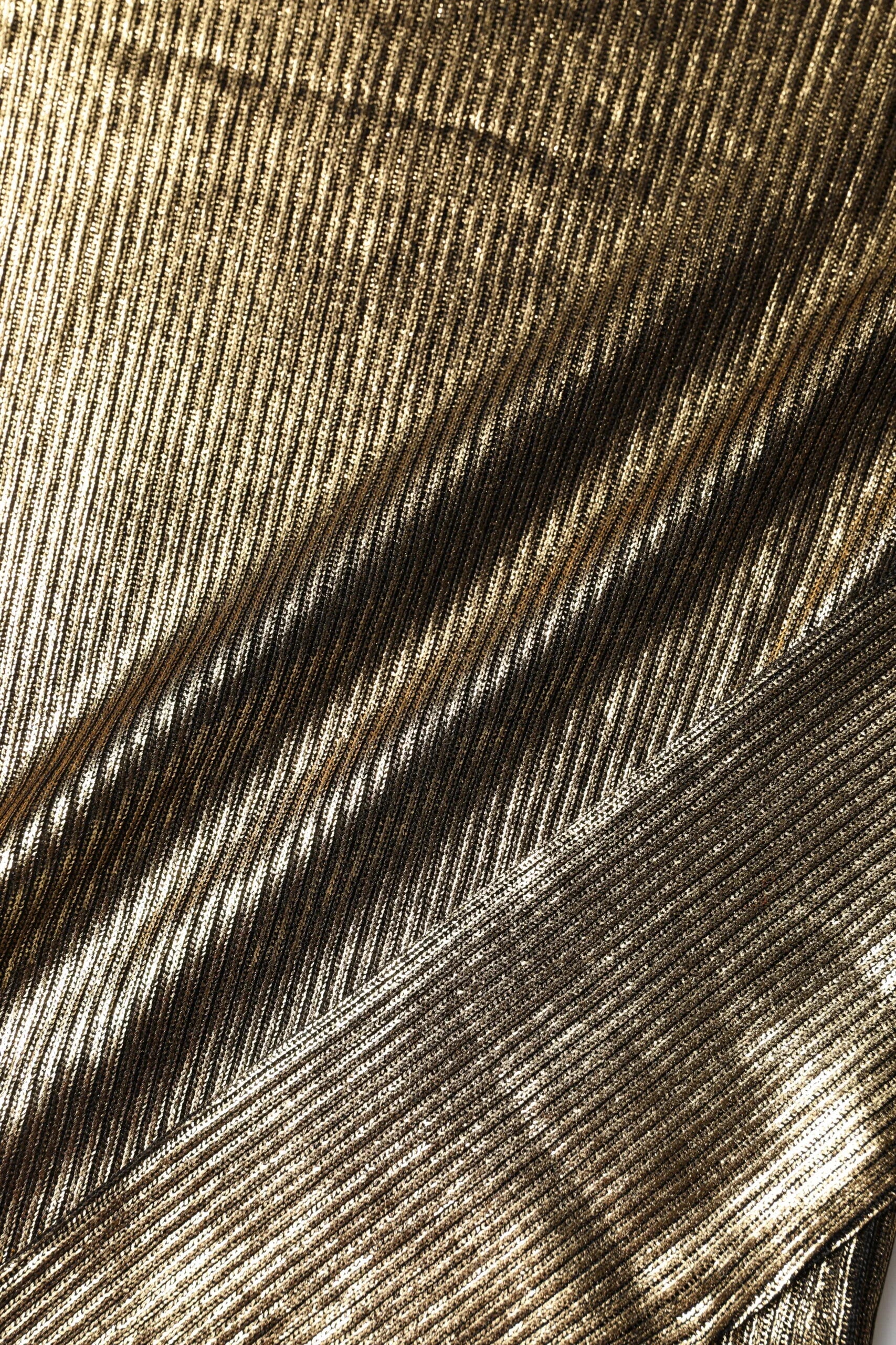 Dolce & Gabbana Gold Round Neck Long Sleeve Pullover Top - IT40|S - Sweaters