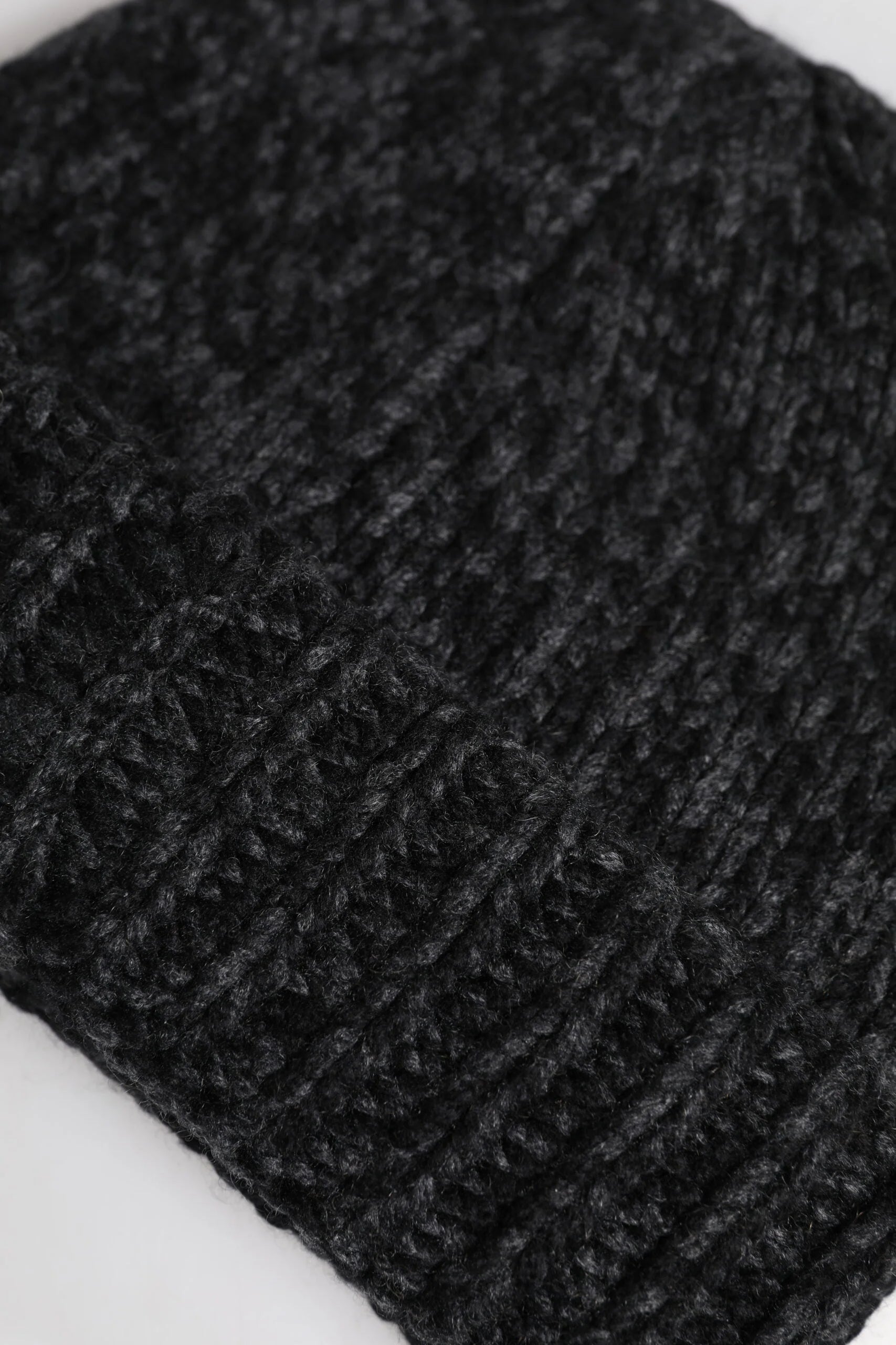 Dolce & Gabbana Gray Cashmere Knitted Winter Beanie Hat - Beanies