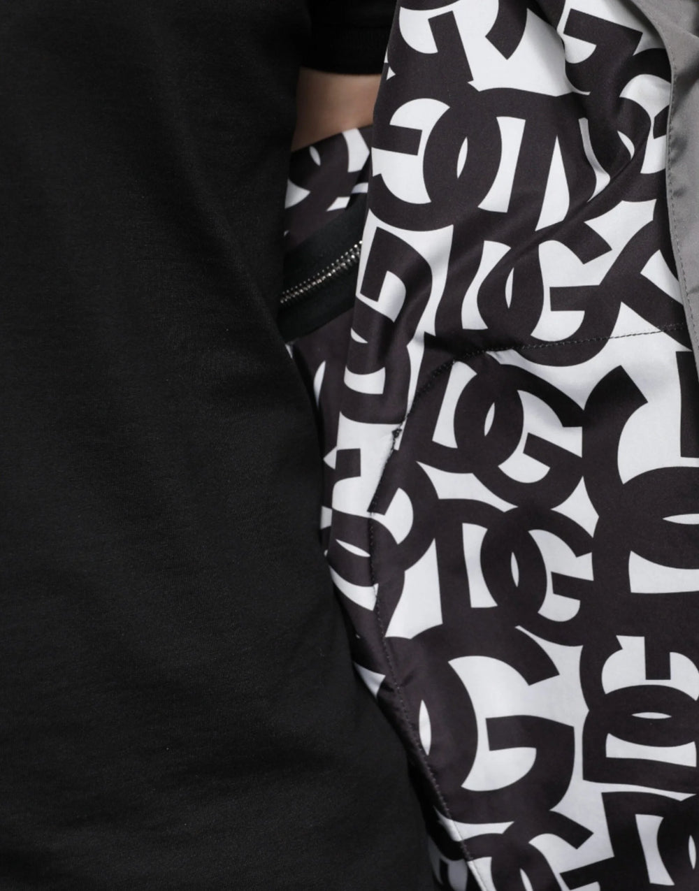 Dolce & Gabbana Gray Polyester Hooded Men Full Zip Jacket - IT48 | M - Windbreakers