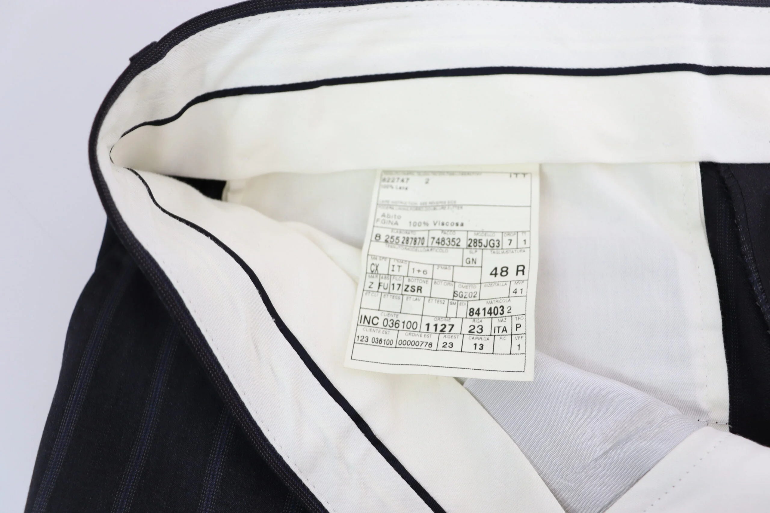 Dolce & Gabbana Gray Wool Blend Formal Trousers Pants - IT48 | M