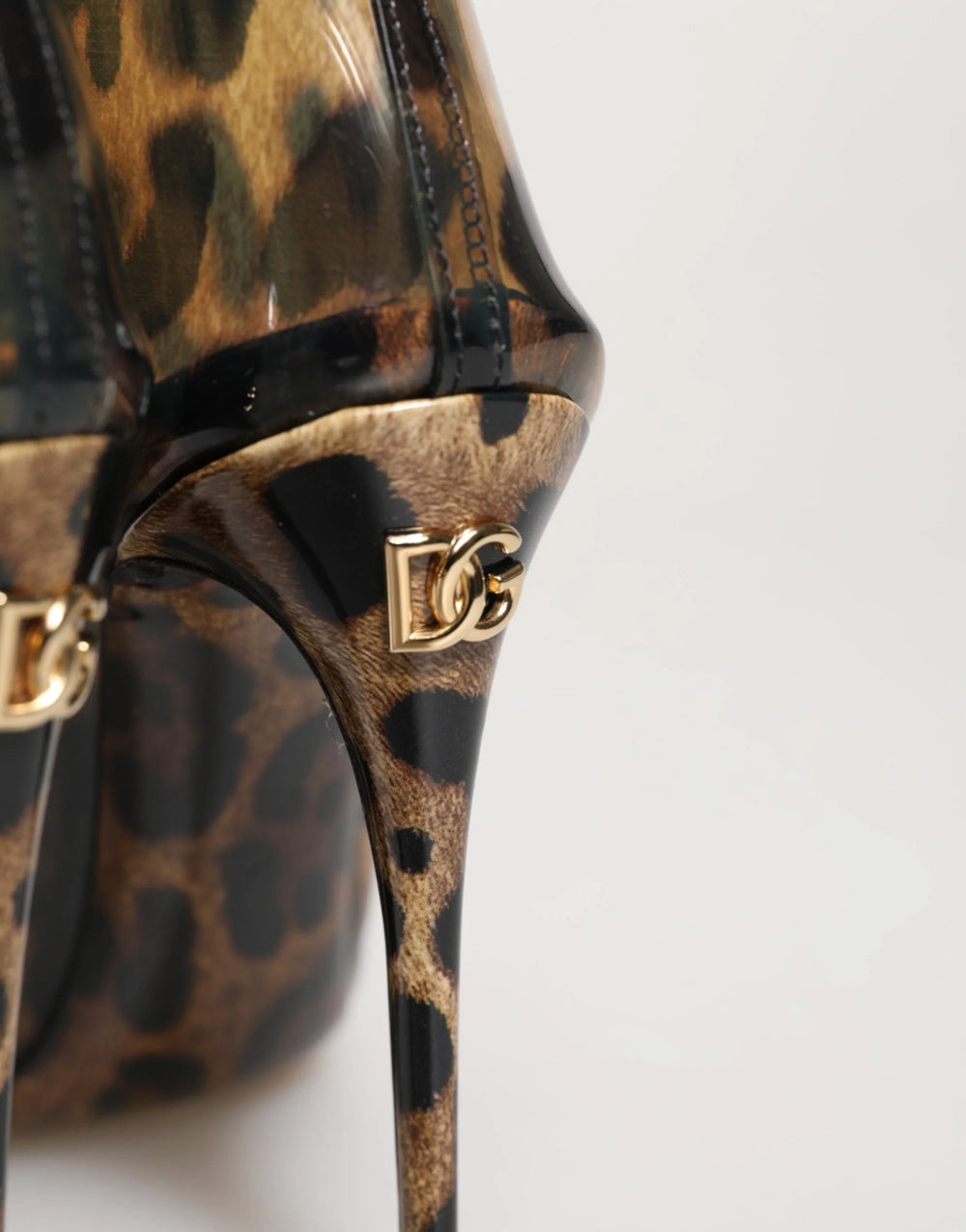 Dolce & Gabbana Leopard Print PVC Pointed Toe Boots Shoes - EU39/US8.5 - Boots