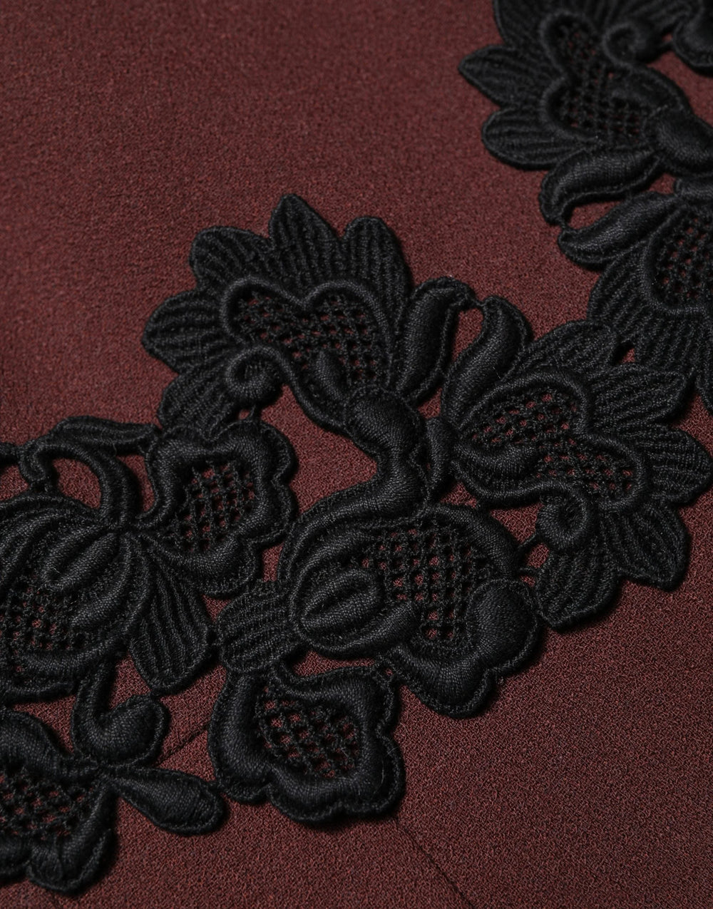 Dolce & Gabbana Maroon Lace Sleeveless Knee Length Dress - IT38 | XS