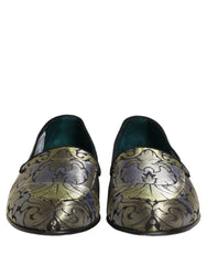 Perfil lateral dos mocassins de jacquard floral Dolce & Gabbana, mostrando a silhueta elegante e o salto baixo.