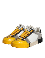 Achterkant van de Miami low top sneakers van Dolce & Gabbana, die de branded hiel en gestructureerde silhouet benadrukken.