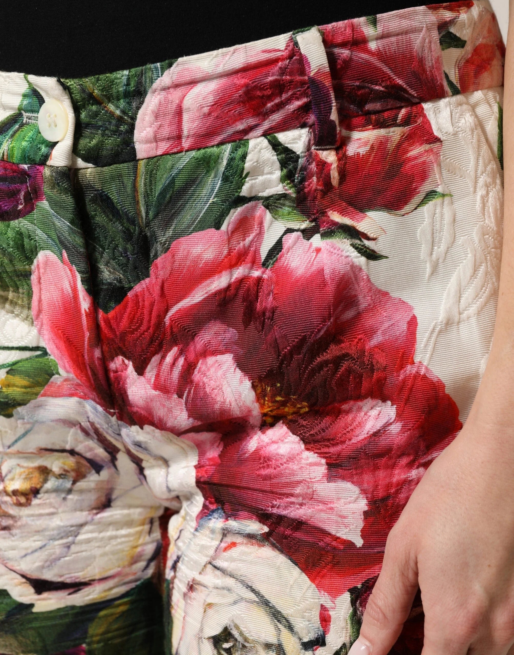 Dolce & Gabbana Multicolor Rose Floral Cropped Trousers Pants - IT42|M