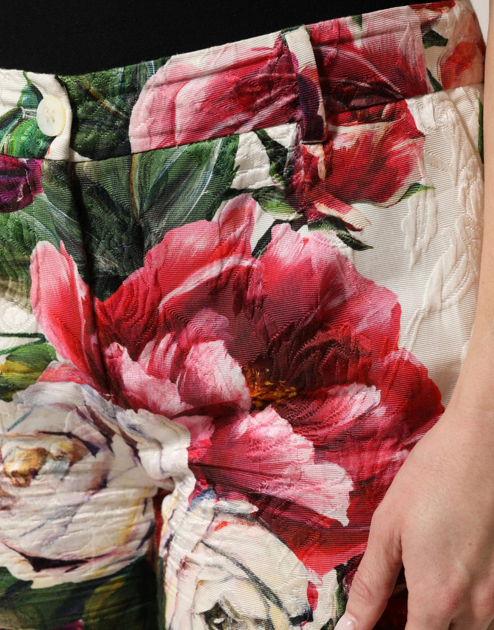 Dolce & Gabbana Multicolor Rose Floral Cropped Trousers Pants - IT42|M