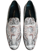 Bagsiden af barokprint loafers, der fremhæver den strukturerede hæl og det præcise italienske håndværk.