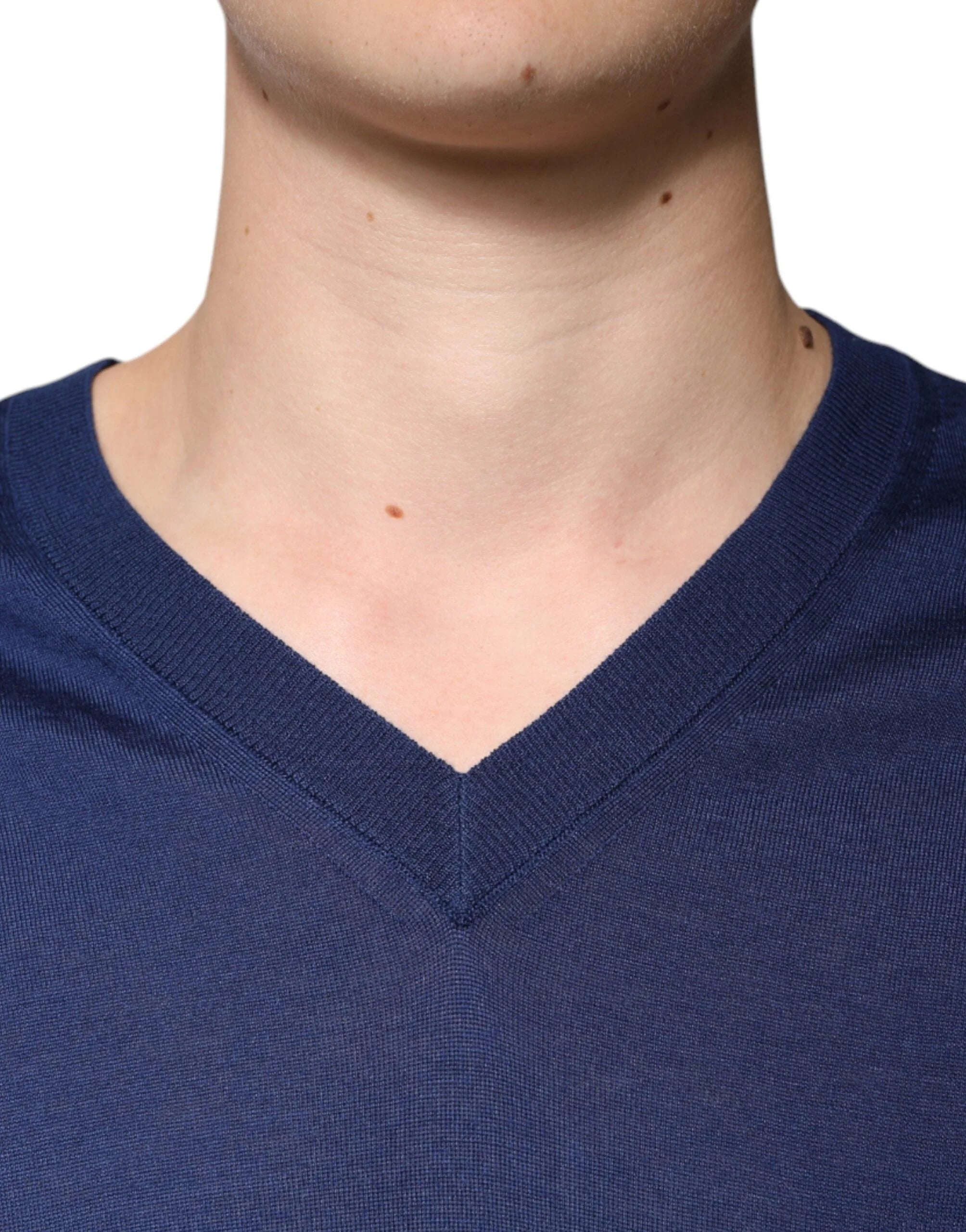 Dolce & Gabbana Navy Blue Cashmere V-neck Pullover Sweater - IT48 | M - Sweaters