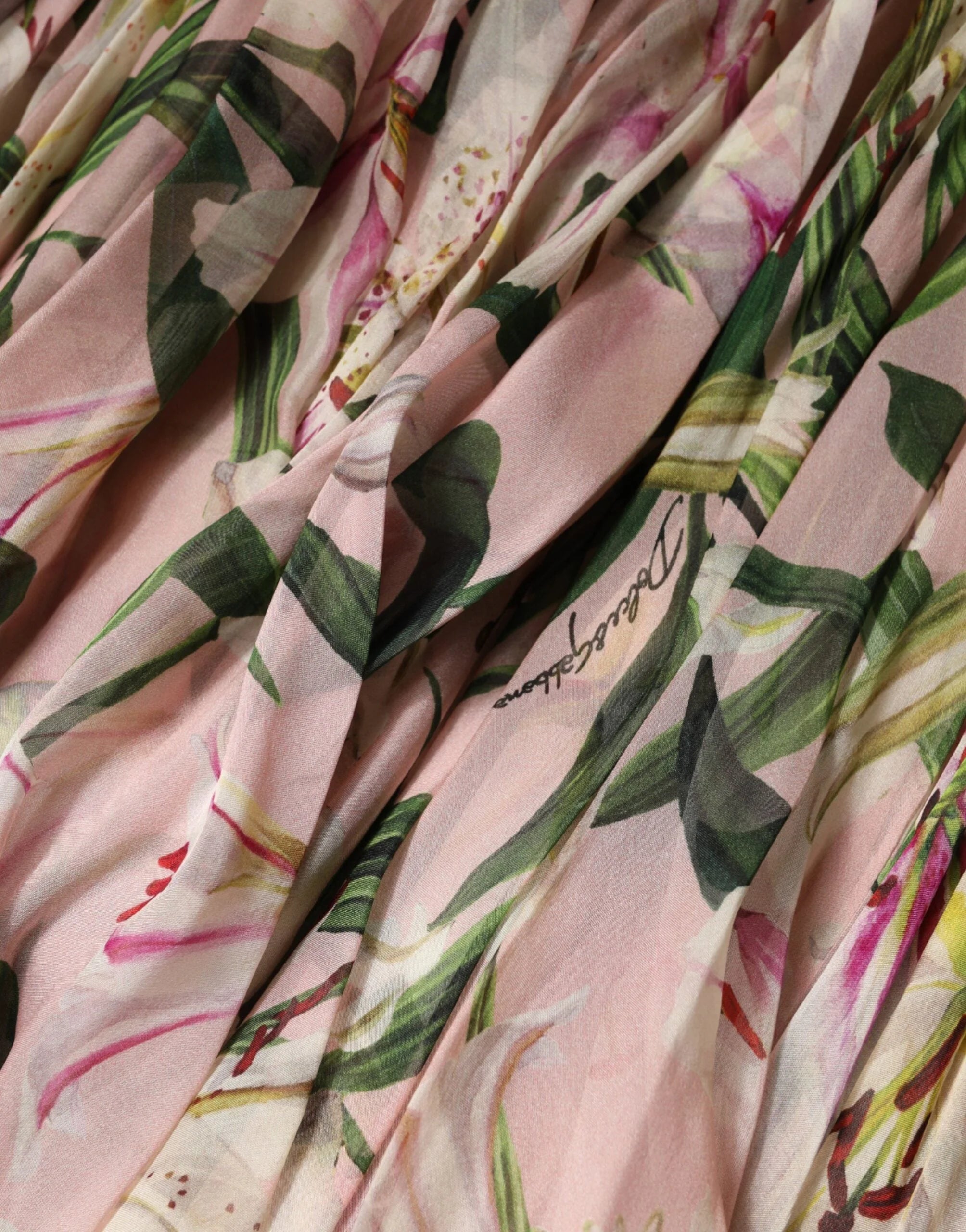 Dolce & Gabbana Pink Lily Print A-line Pleated Maxi Dress - IT38 | XS