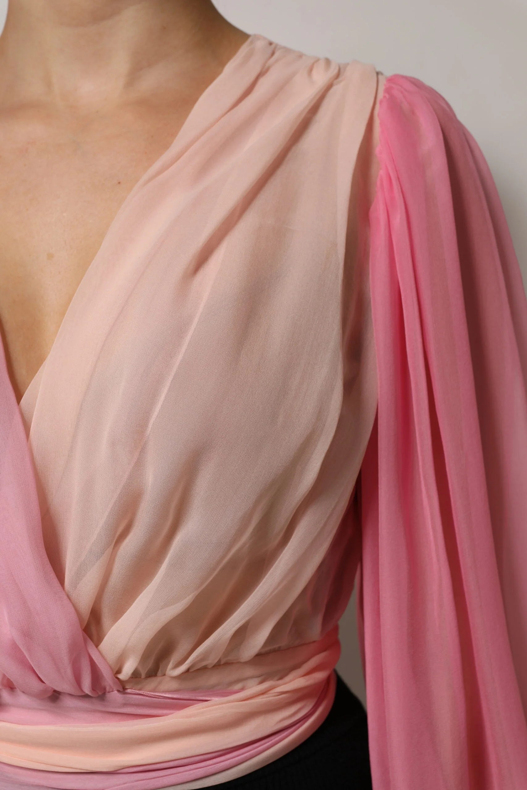Dolce & Gabbana Pink Plunging V-neck Long Sleeves Blouse Top - IT40|S