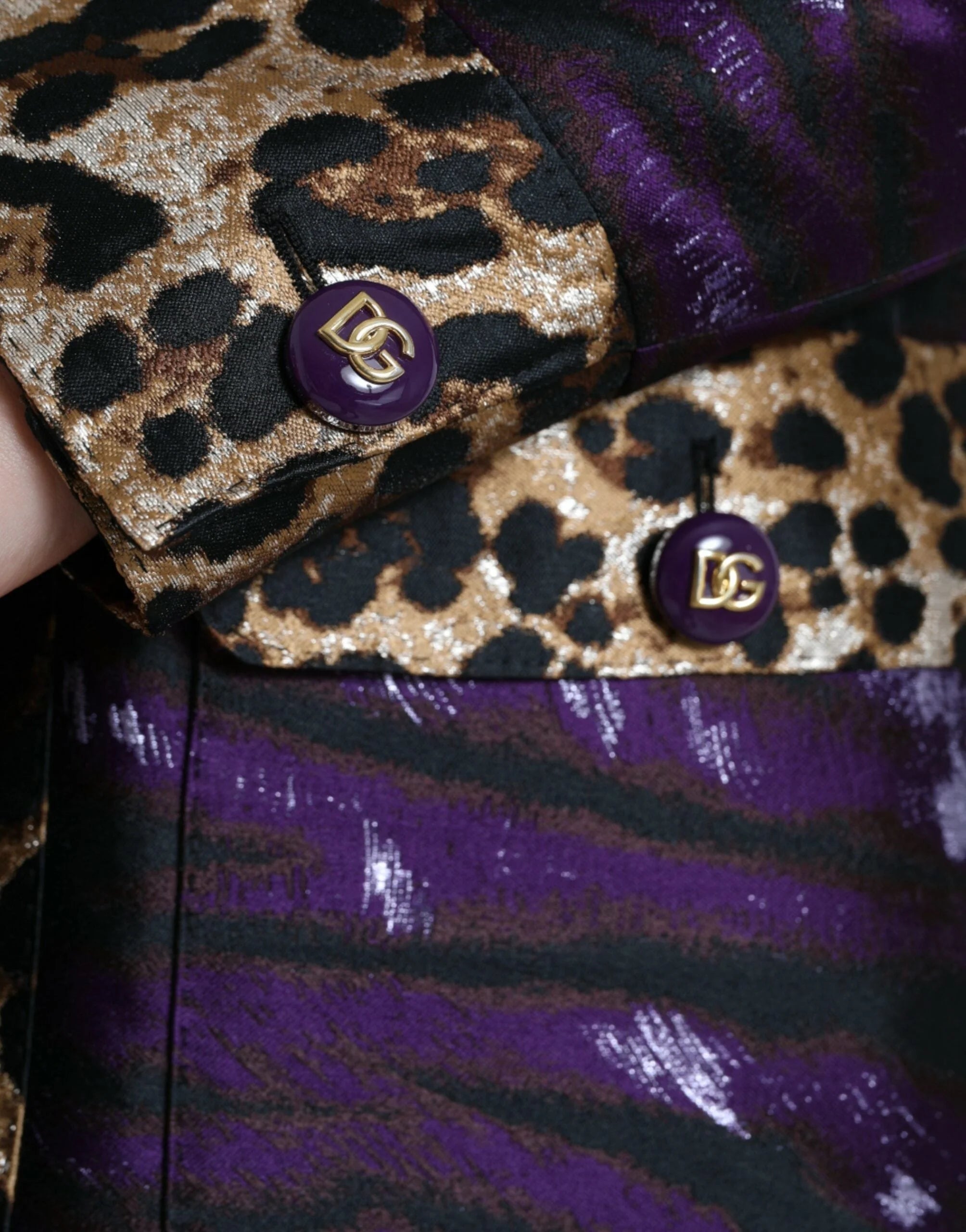 Dolce & Gabbana Purple Lamé Jacquard Tiger Print Coat Jacket - IT36 | XS - Trench Coats