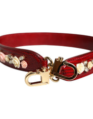 AmeOro által válogatott Dolce & Gabbana bőr pánt oldalirata, a piros virág alkalmazások mélységének bemutatásával.